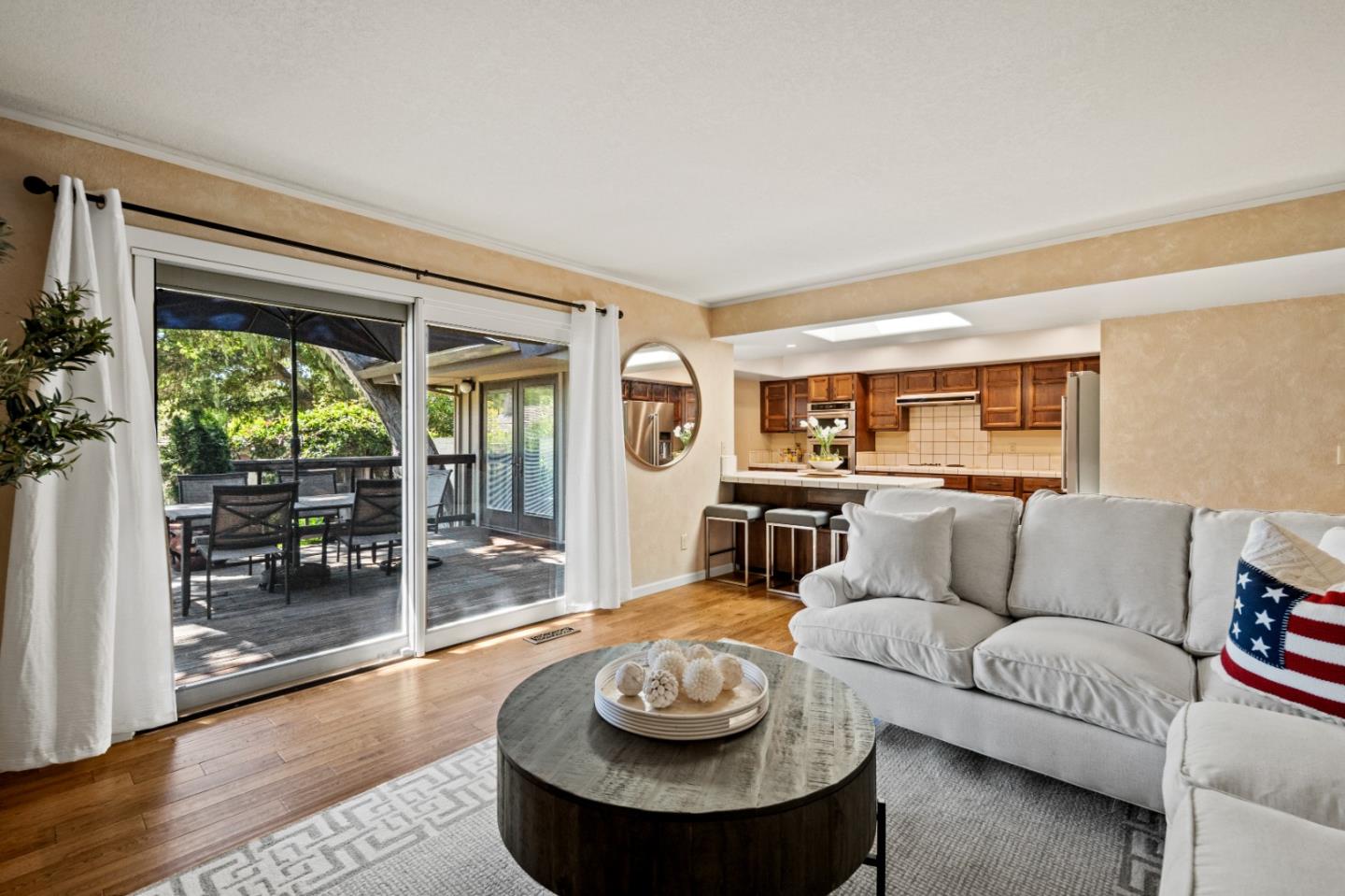 Detail Gallery Image 18 of 34 For 111 Littlefield Rd, Monterey,  CA 93940 - 3 Beds | 2 Baths