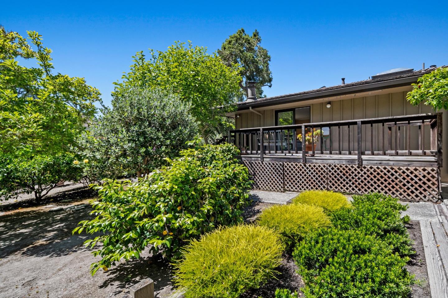 Detail Gallery Image 30 of 34 For 111 Littlefield Rd, Monterey,  CA 93940 - 3 Beds | 2 Baths