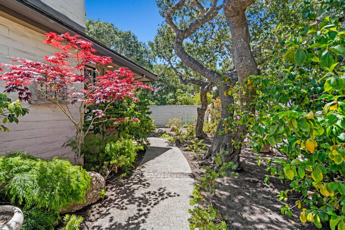 Detail Gallery Image 31 of 34 For 111 Littlefield Rd, Monterey,  CA 93940 - 3 Beds | 2 Baths