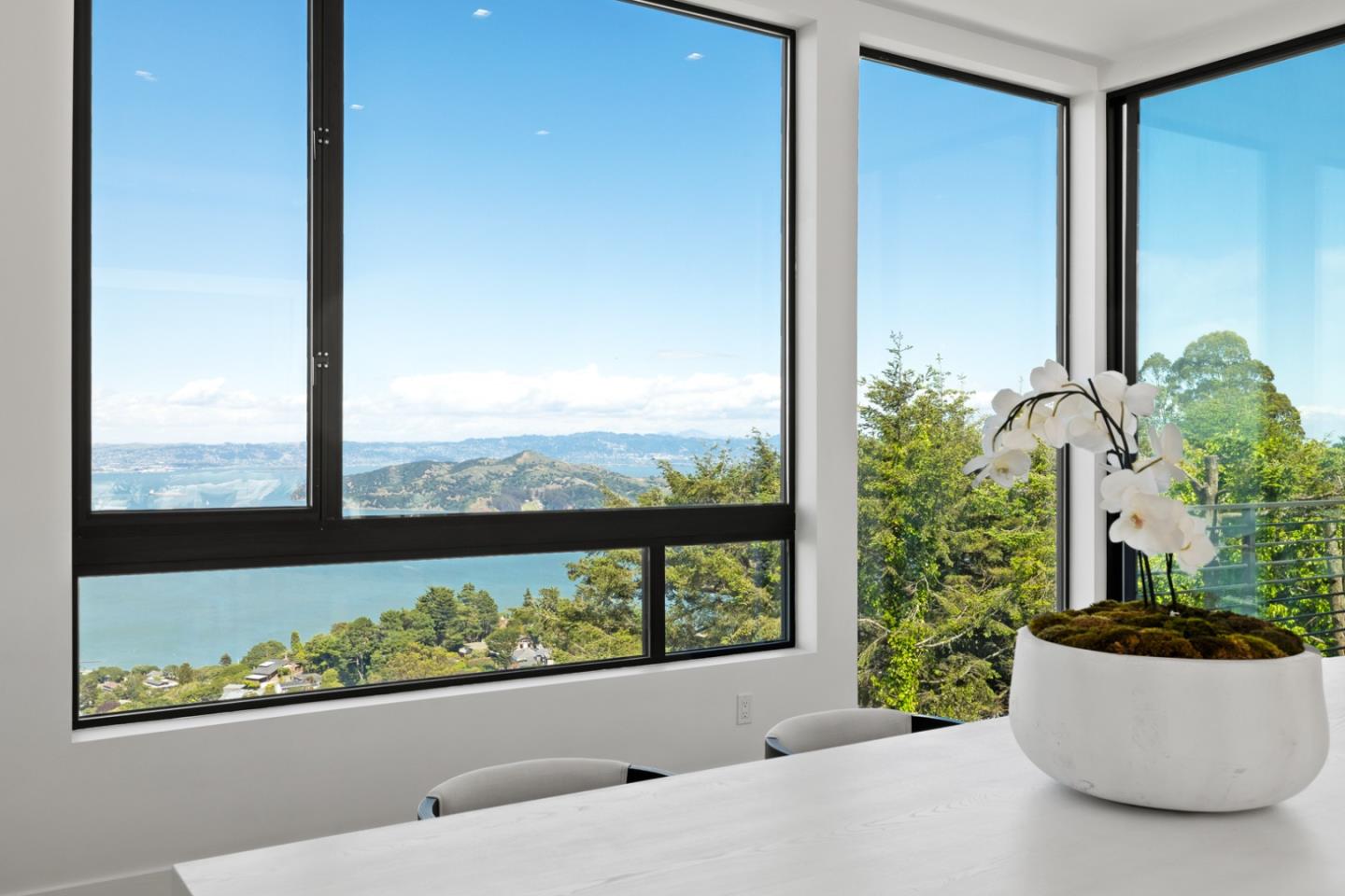 Detail Gallery Image 31 of 102 For 3 Wolfback Ridge Rd, Sausalito,  CA 94965 - 5 Beds | 5/1 Baths