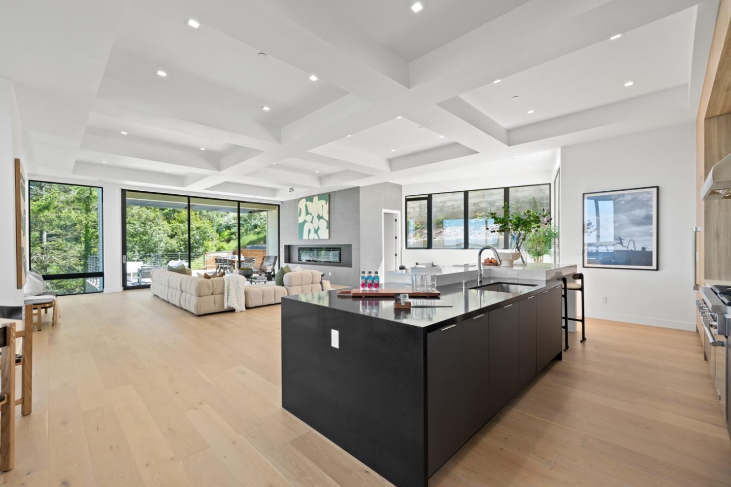 Detail Gallery Image 36 of 102 For 3 Wolfback Ridge Rd, Sausalito,  CA 94965 - 5 Beds | 5/1 Baths