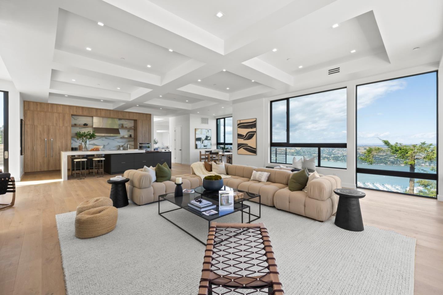 Detail Gallery Image 43 of 102 For 3 Wolfback Ridge Rd, Sausalito,  CA 94965 - 5 Beds | 5/1 Baths