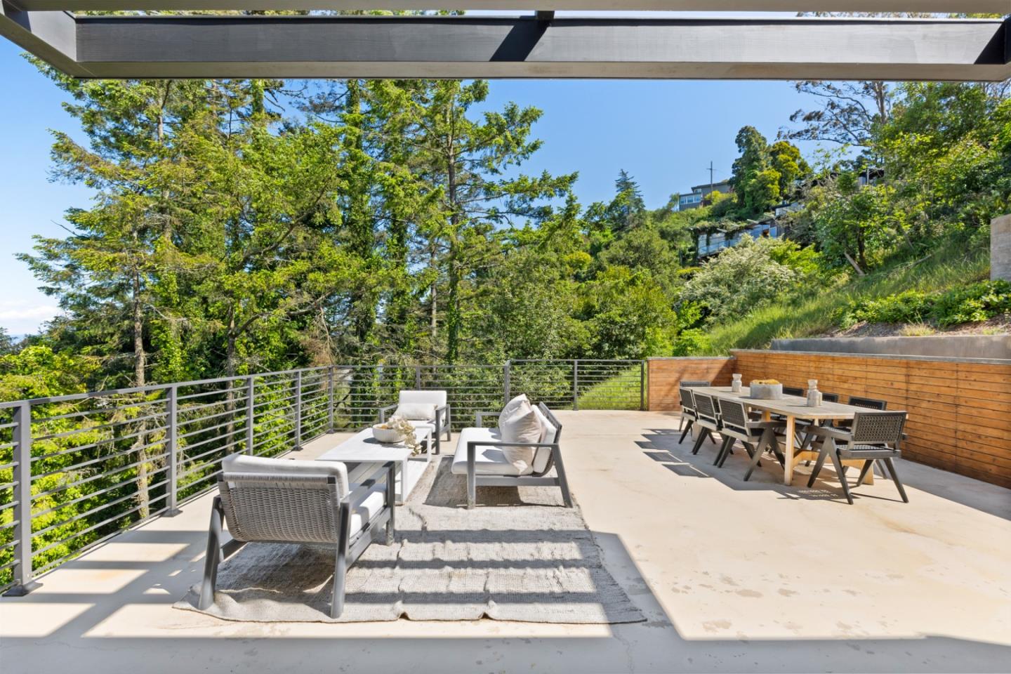 Detail Gallery Image 49 of 102 For 3 Wolfback Ridge Rd, Sausalito,  CA 94965 - 5 Beds | 5/1 Baths