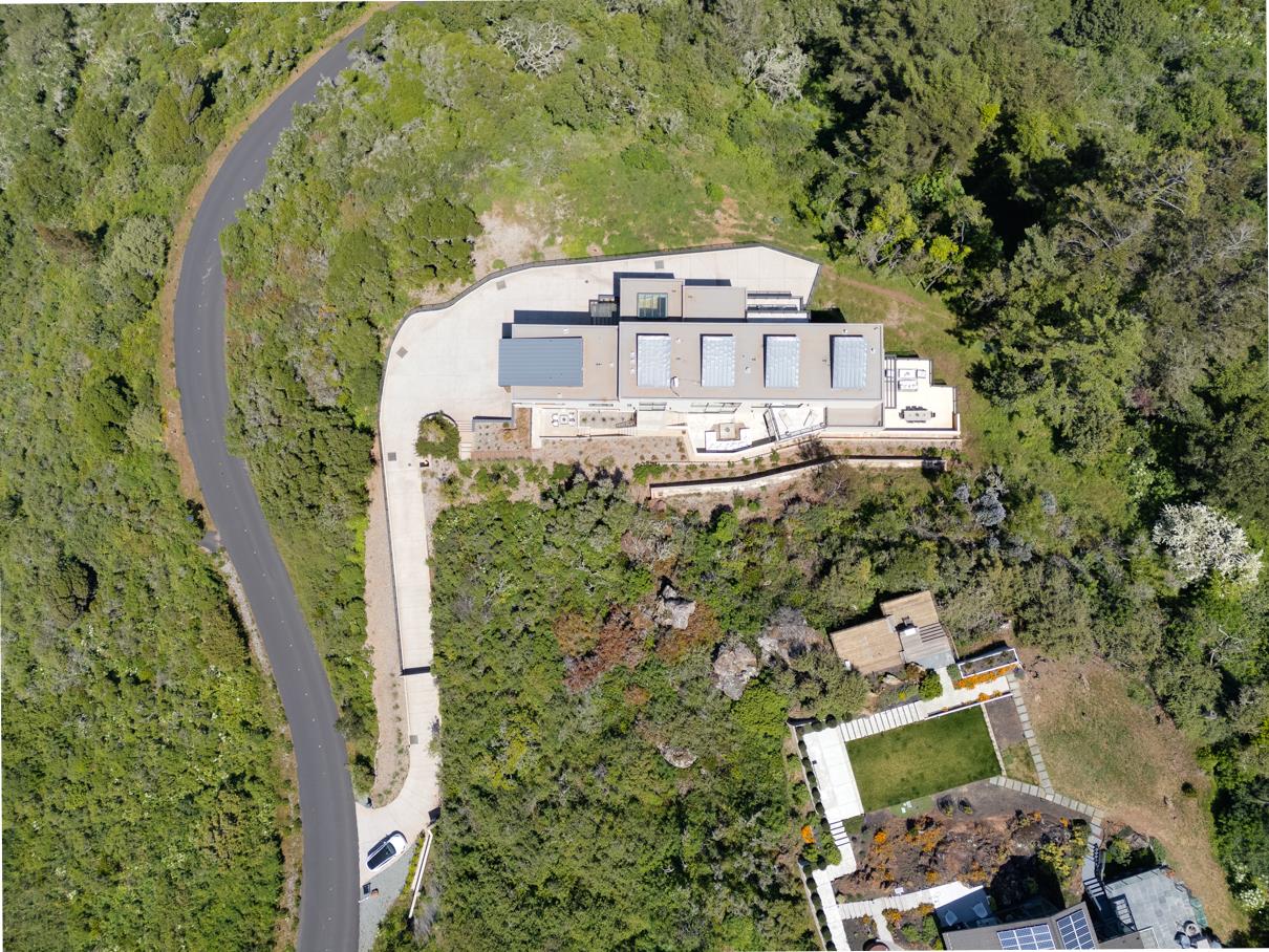 Detail Gallery Image 6 of 102 For 3 Wolfback Ridge Rd, Sausalito,  CA 94965 - 5 Beds | 5/1 Baths