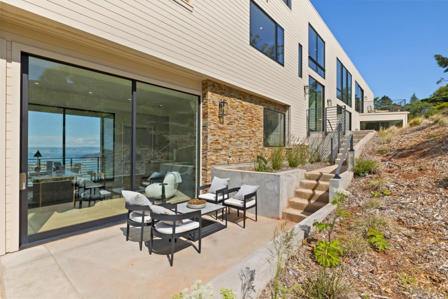 Detail Gallery Image 60 of 102 For 3 Wolfback Ridge Rd, Sausalito,  CA 94965 - 5 Beds | 5/1 Baths