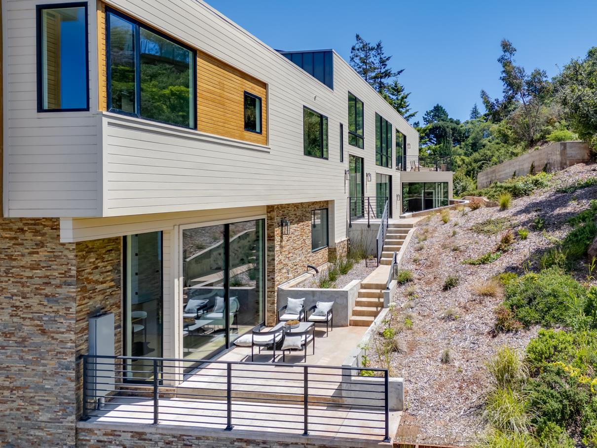 Detail Gallery Image 61 of 102 For 3 Wolfback Ridge Rd, Sausalito,  CA 94965 - 5 Beds | 5/1 Baths
