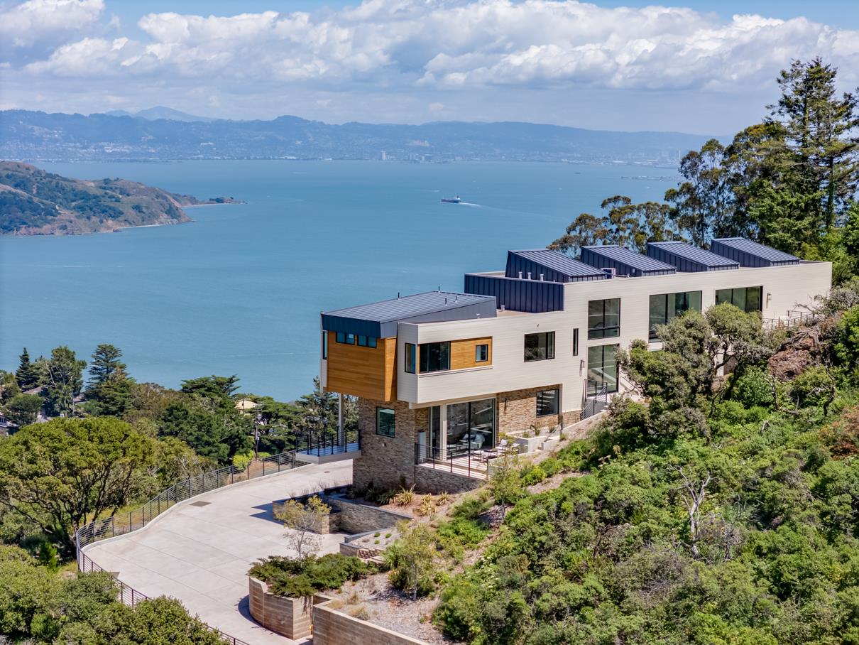 Detail Gallery Image 67 of 102 For 3 Wolfback Ridge Rd, Sausalito,  CA 94965 - 5 Beds | 5/1 Baths
