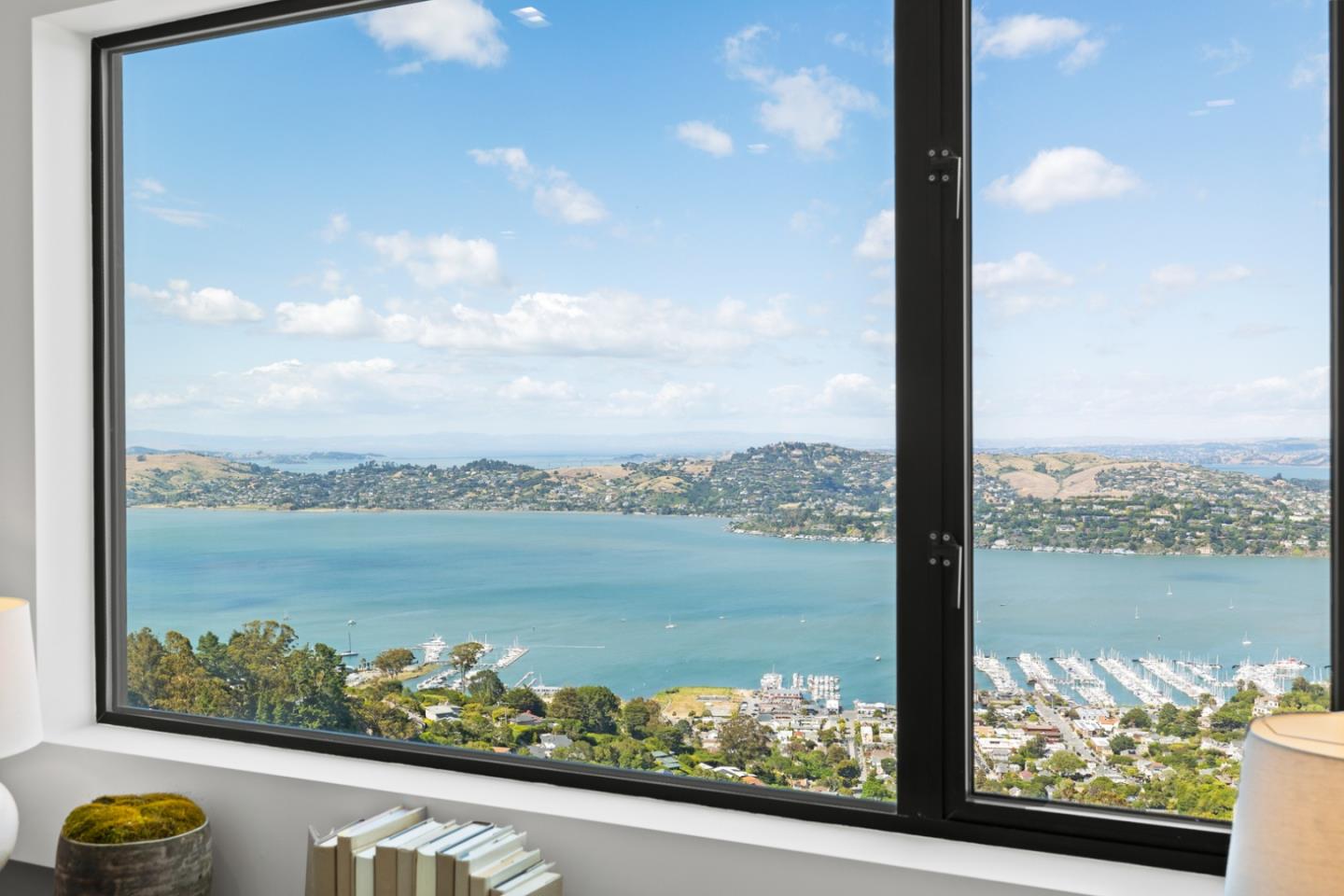 Detail Gallery Image 74 of 102 For 3 Wolfback Ridge Rd, Sausalito,  CA 94965 - 5 Beds | 5/1 Baths