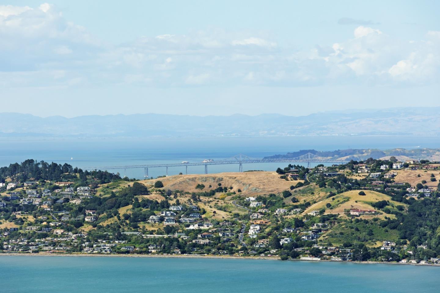 Detail Gallery Image 75 of 102 For 3 Wolfback Ridge Rd, Sausalito,  CA 94965 - 5 Beds | 5/1 Baths