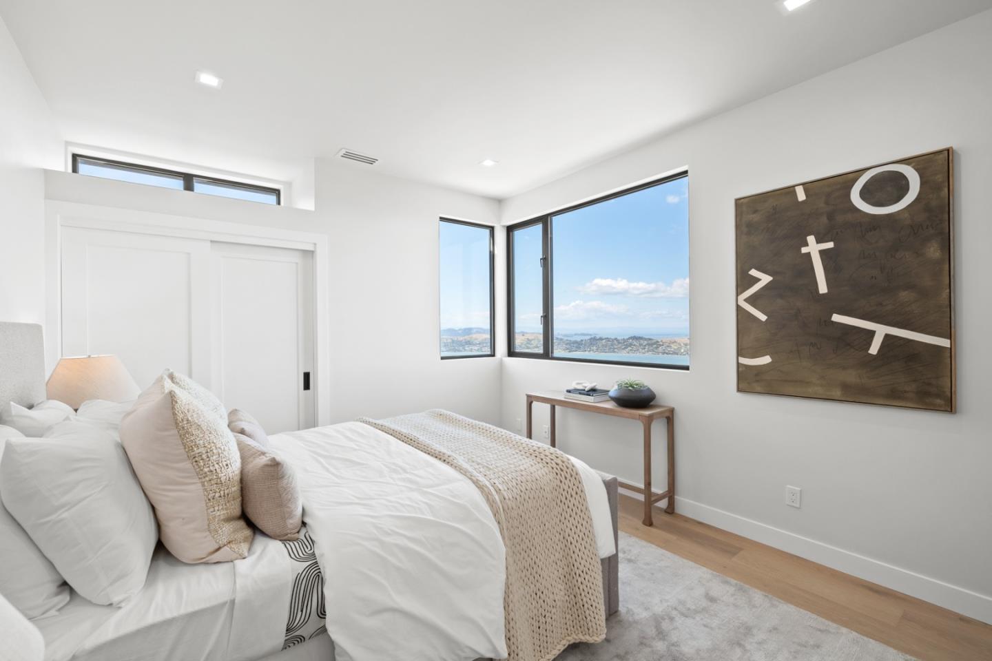 Detail Gallery Image 80 of 102 For 3 Wolfback Ridge Rd, Sausalito,  CA 94965 - 5 Beds | 5/1 Baths