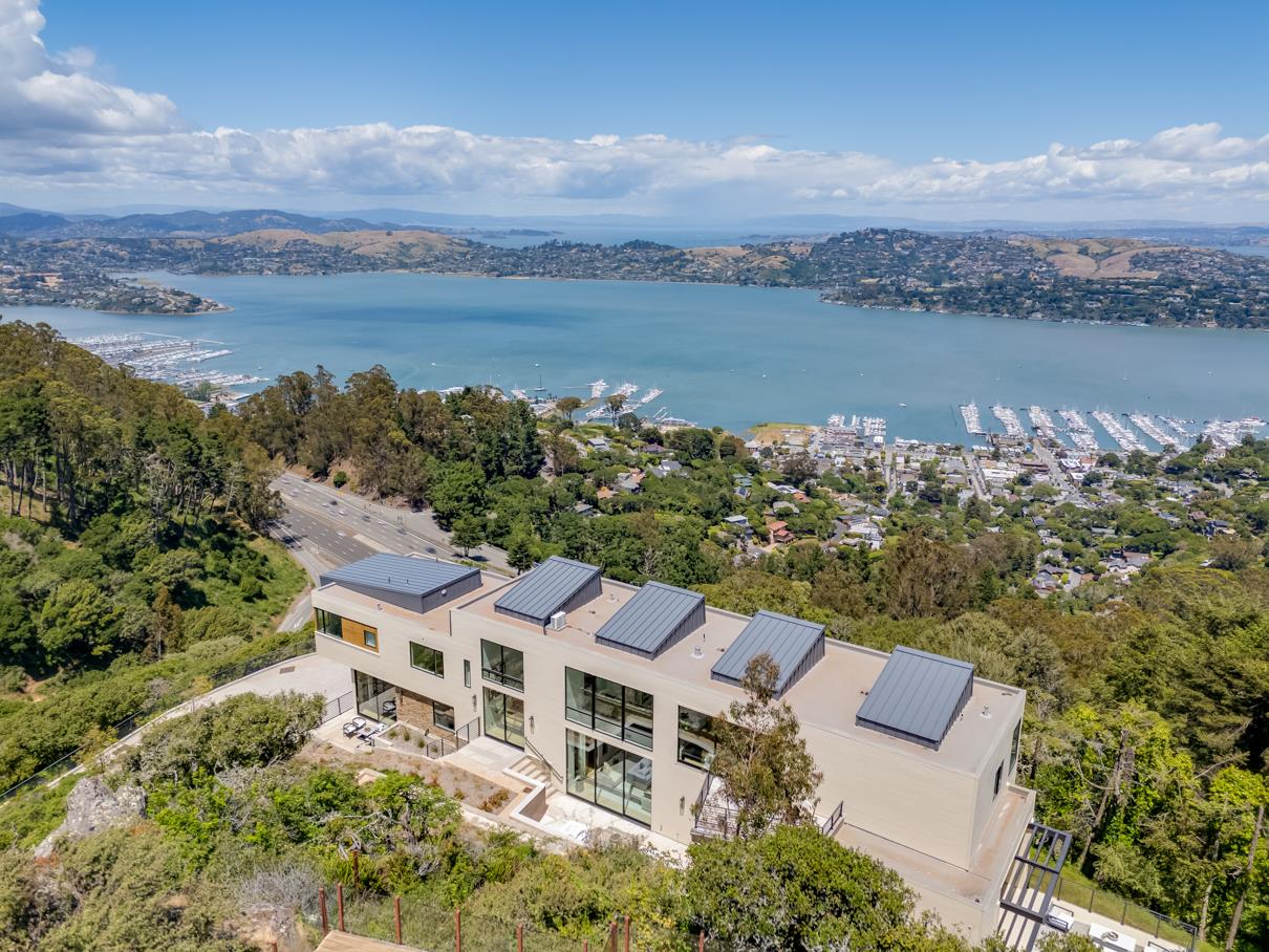 Detail Gallery Image 98 of 102 For 3 Wolfback Ridge Rd, Sausalito,  CA 94965 - 5 Beds | 5/1 Baths