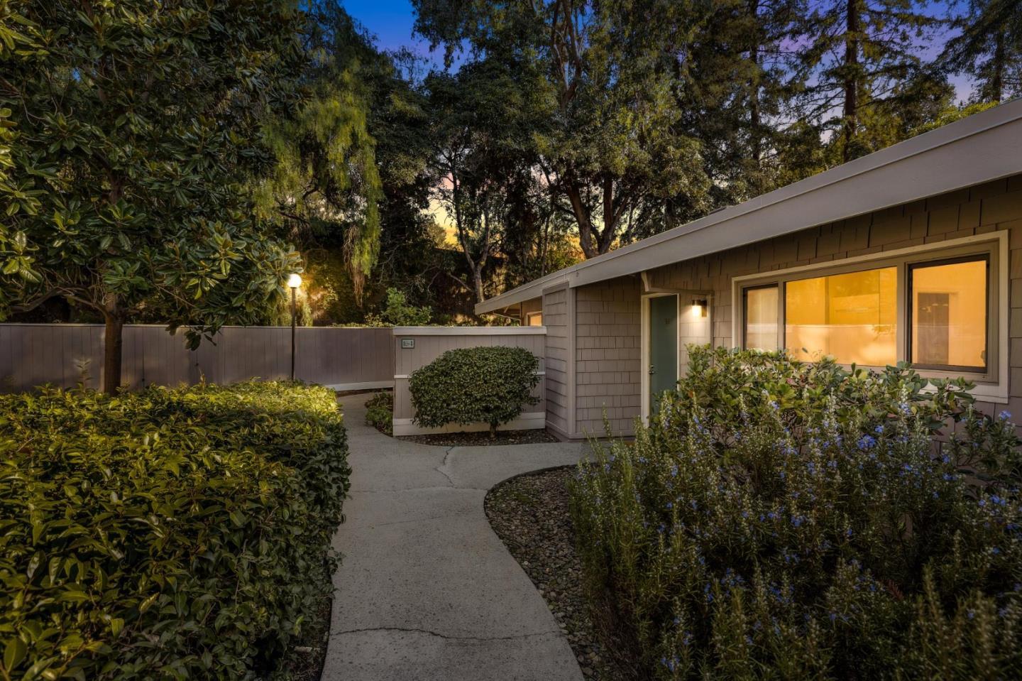 Detail Gallery Image 35 of 41 For 500 W Middlefield Rd #164,  Mountain View,  CA 94043 - 1 Beds | 1 Baths