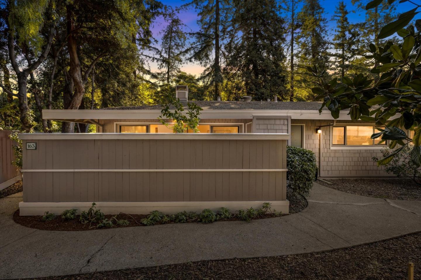 Detail Gallery Image 36 of 41 For 500 W Middlefield Rd #164,  Mountain View,  CA 94043 - 1 Beds | 1 Baths