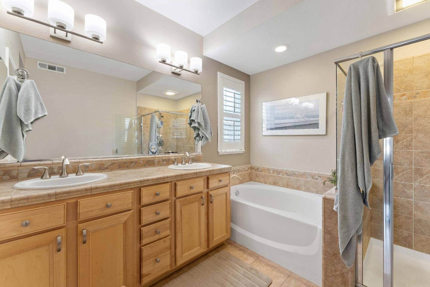 Detail Gallery Image 16 of 25 For 85 Bassett St, San Jose,  CA 95110 - 3 Beds | 2/1 Baths