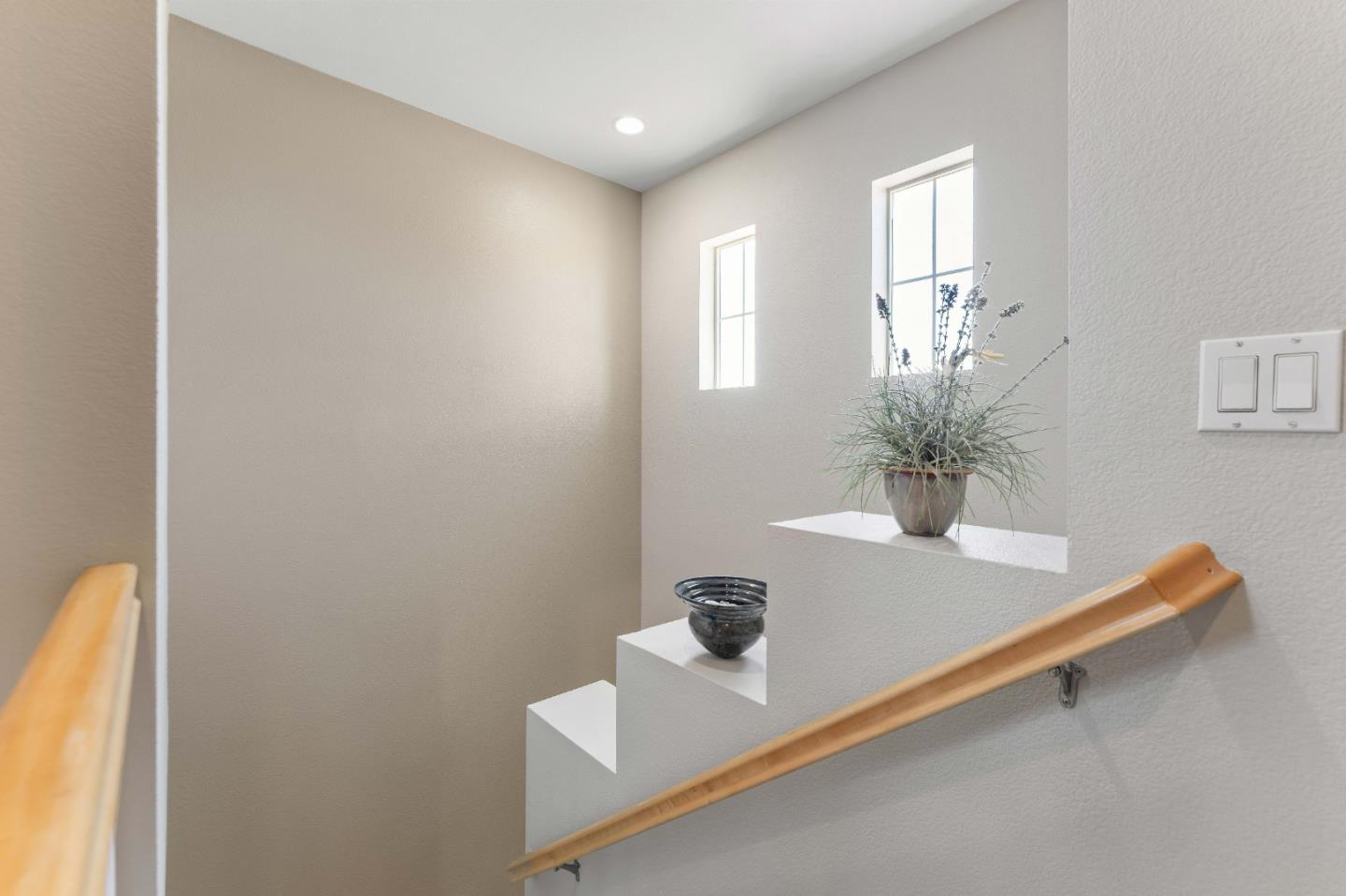 Detail Gallery Image 18 of 25 For 85 Bassett St, San Jose,  CA 95110 - 3 Beds | 2/1 Baths