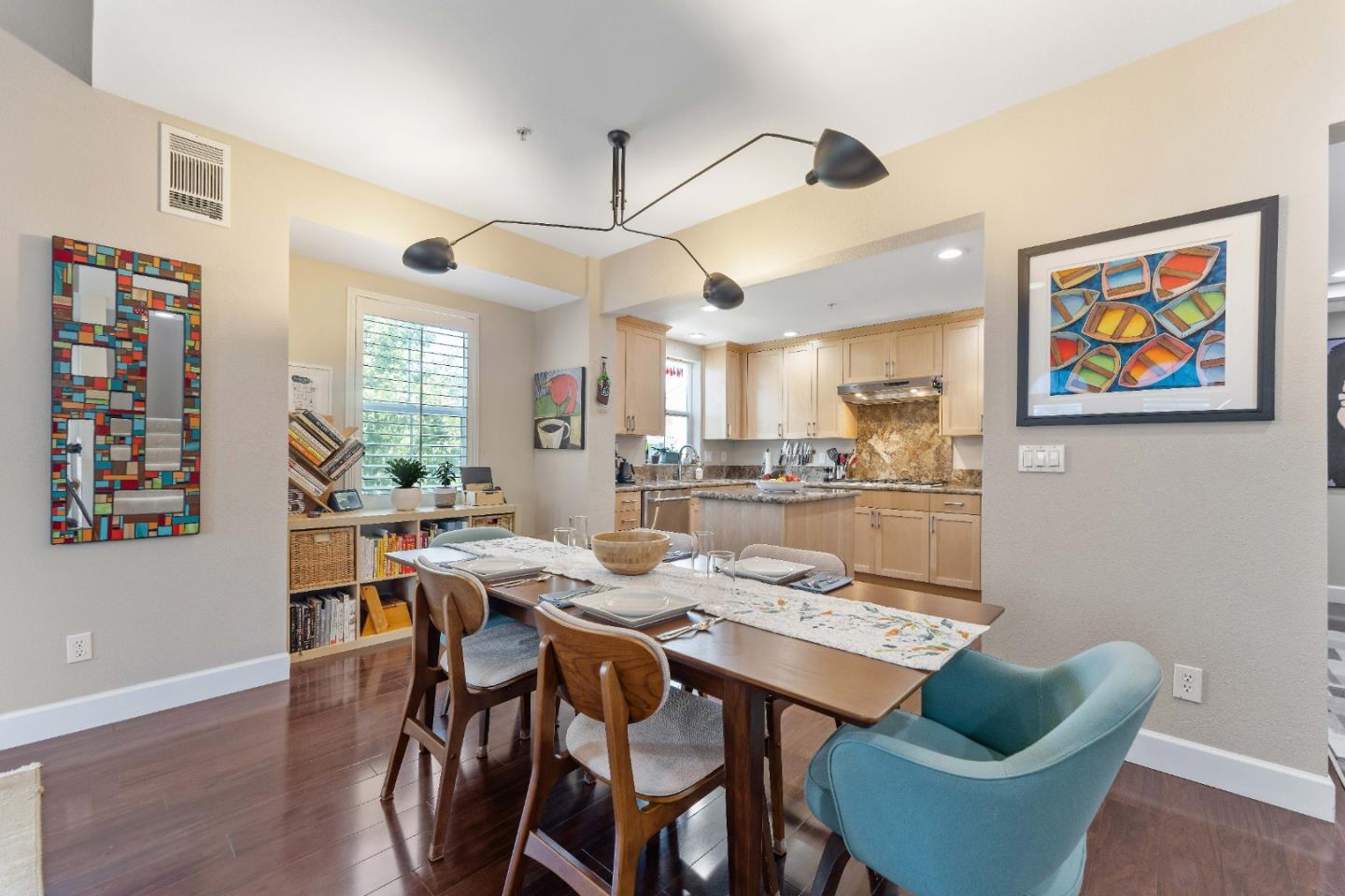 Detail Gallery Image 7 of 25 For 85 Bassett St, San Jose,  CA 95110 - 3 Beds | 2/1 Baths