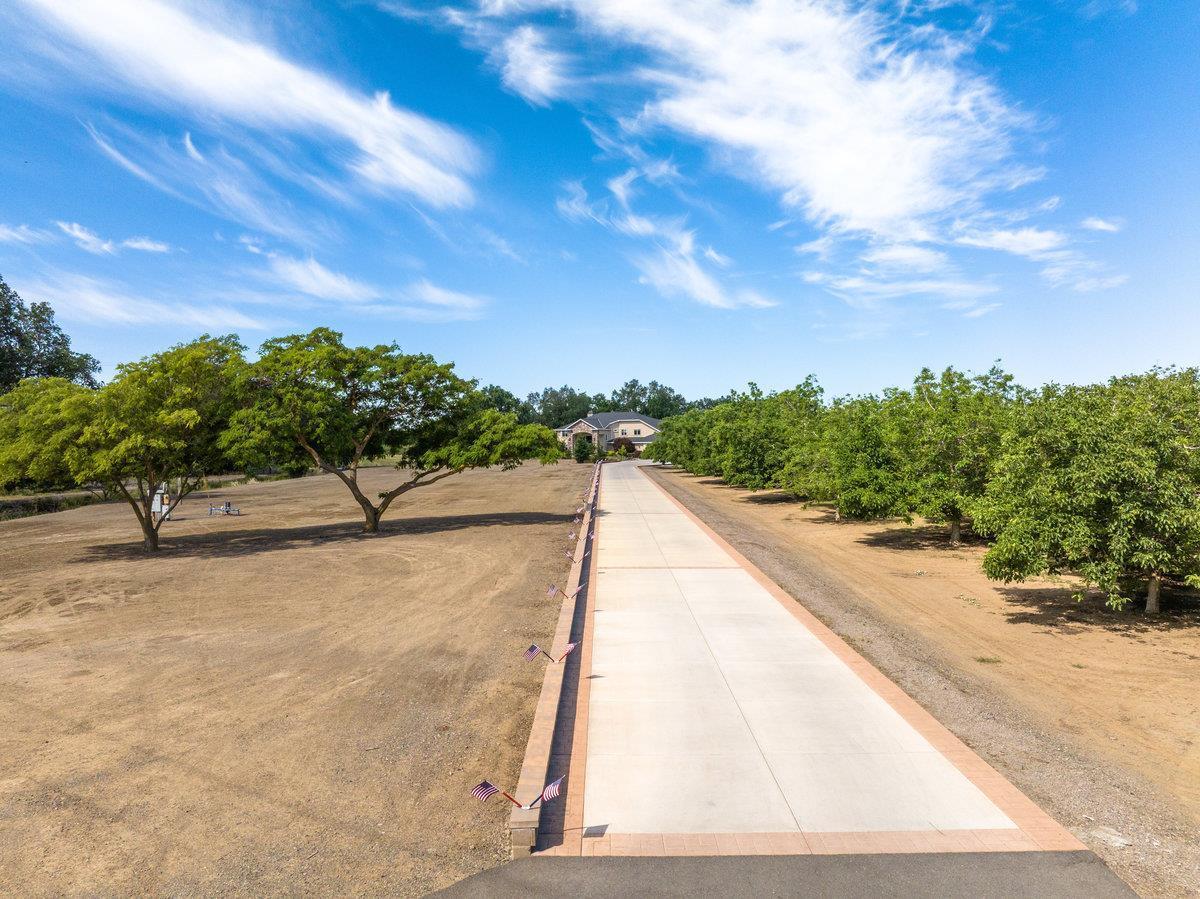Detail Gallery Image 15 of 98 For 2165 W Biggs Gridley Rd, Gridley,  CA 95948 - 5 Beds | 6/1 Baths