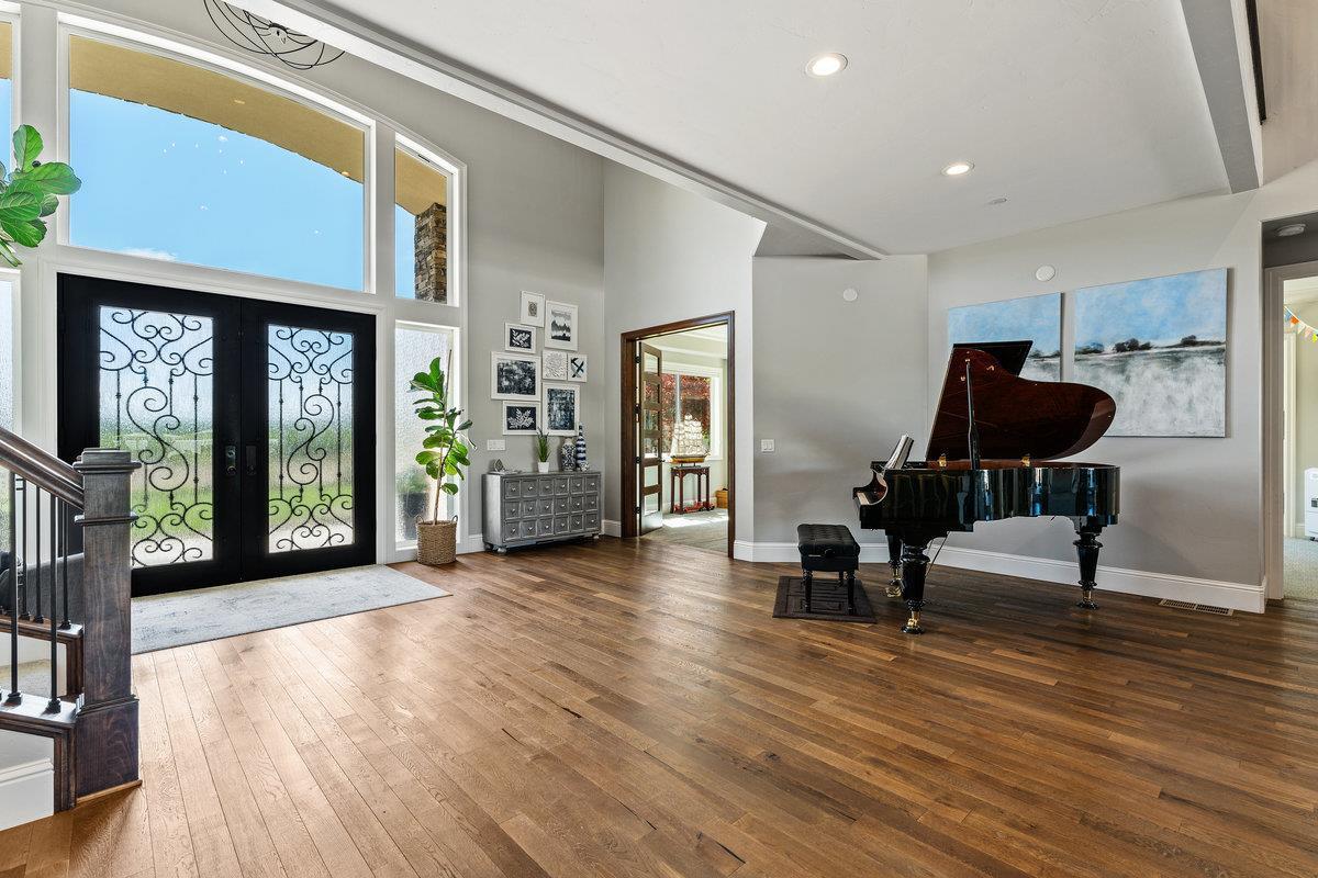 Detail Gallery Image 16 of 98 For 2165 W Biggs Gridley Rd, Gridley,  CA 95948 - 5 Beds | 6/1 Baths
