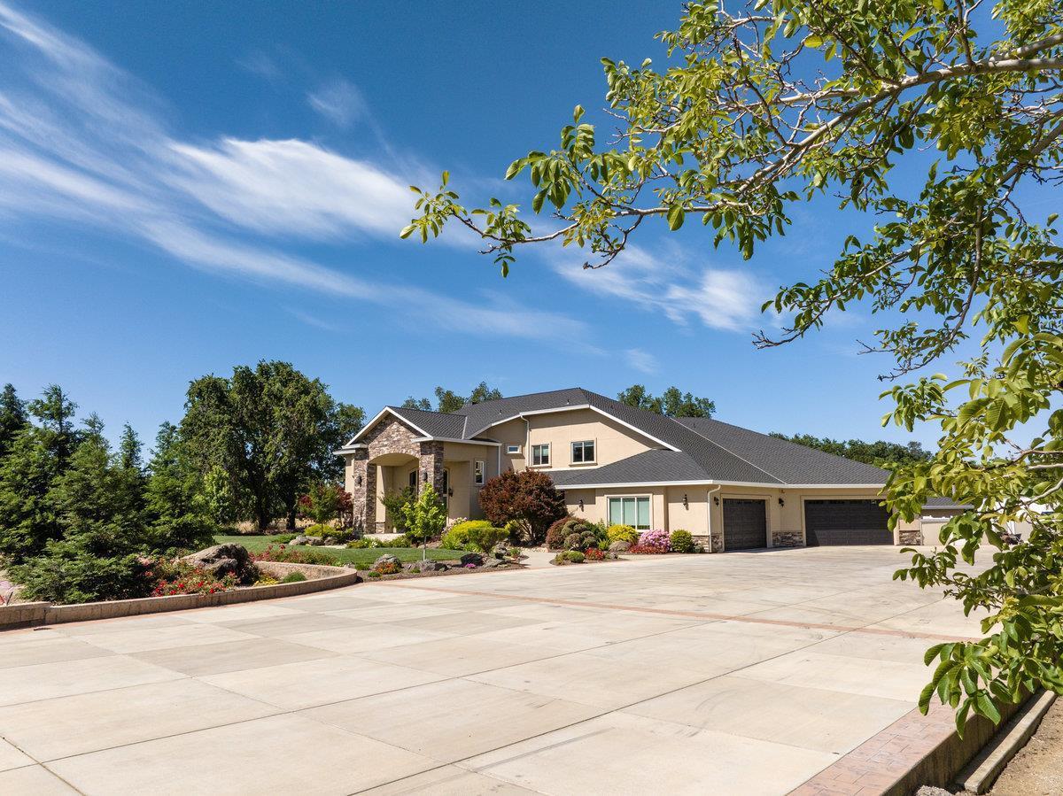 Detail Gallery Image 3 of 98 For 2165 W Biggs Gridley Rd, Gridley,  CA 95948 - 5 Beds | 6/1 Baths