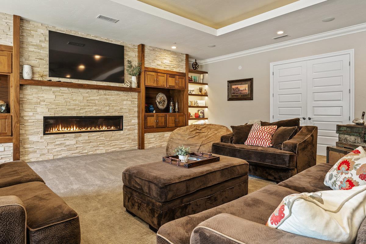 Detail Gallery Image 35 of 98 For 2165 W Biggs Gridley Rd, Gridley,  CA 95948 - 5 Beds | 6/1 Baths