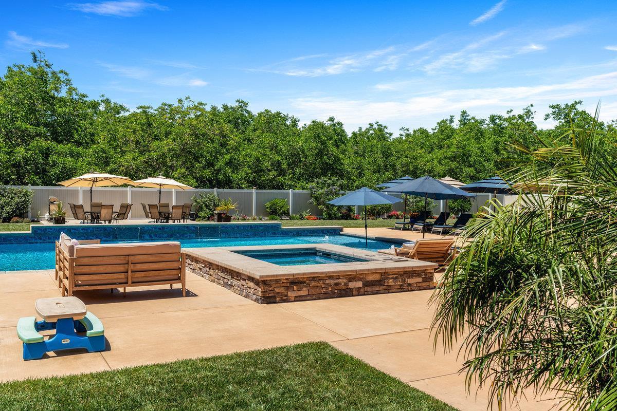 Detail Gallery Image 76 of 98 For 2165 W Biggs Gridley Rd, Gridley,  CA 95948 - 5 Beds | 6/1 Baths
