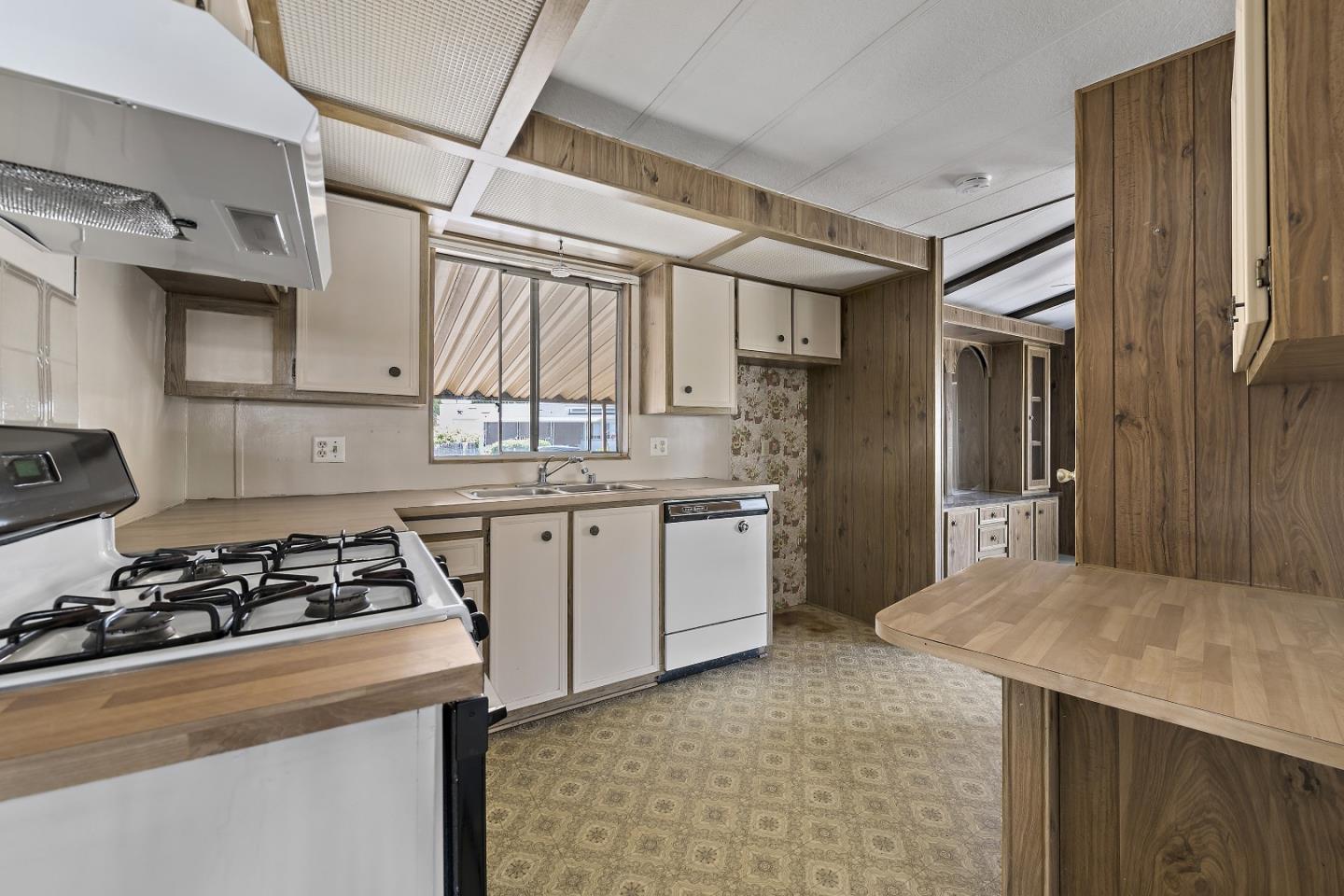 Detail Gallery Image 10 of 18 For 2614 Whispering Hills Circle #2614,  San Jose,  CA 95148 - 2 Beds | 2 Baths