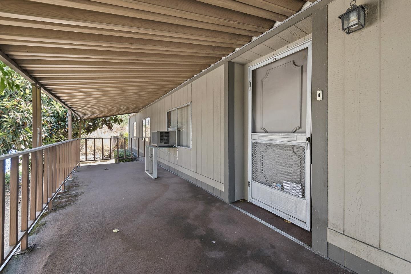 Detail Gallery Image 3 of 18 For 2614 Whispering Hills Circle #2614,  San Jose,  CA 95148 - 2 Beds | 2 Baths