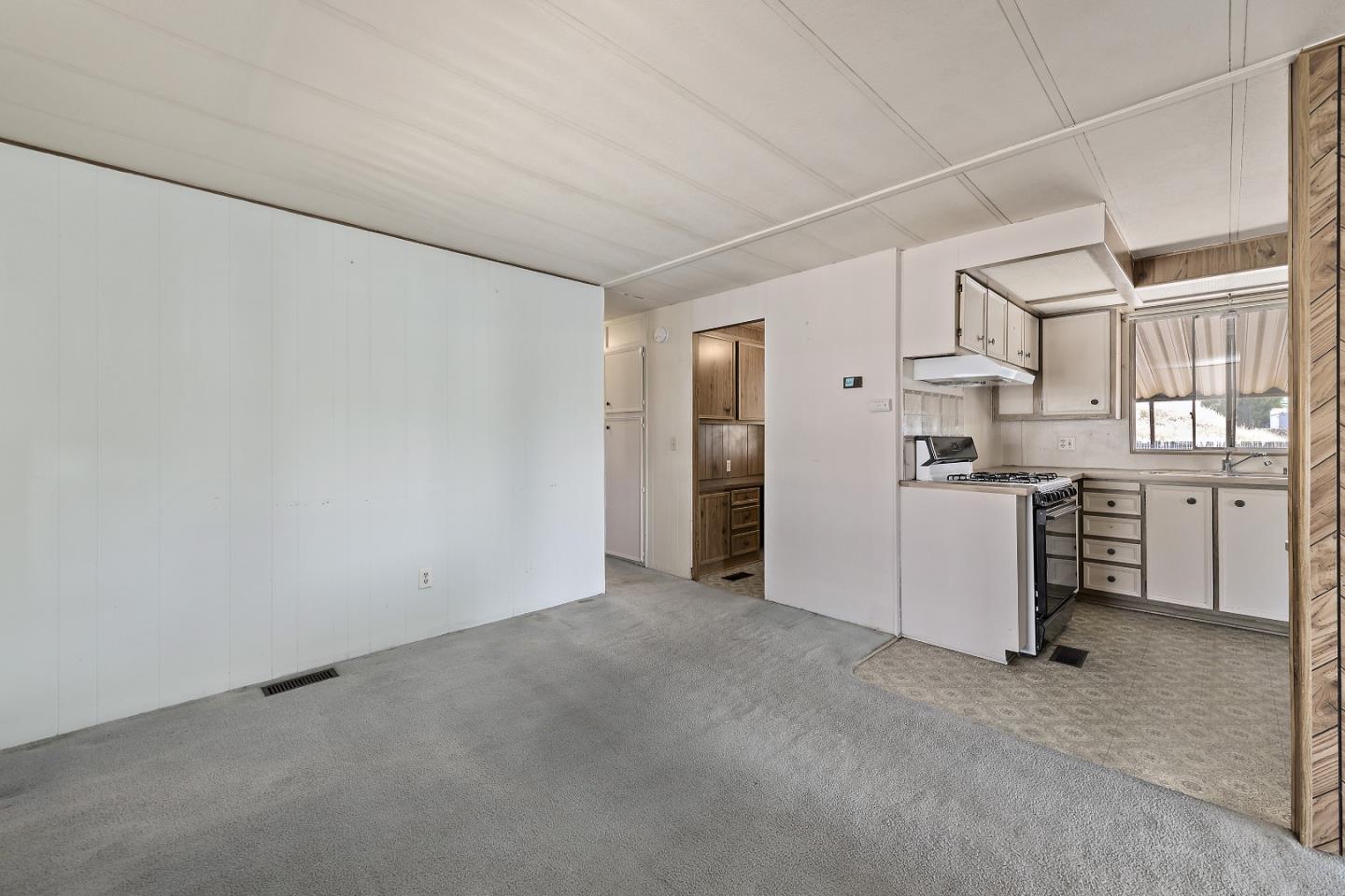 Detail Gallery Image 8 of 18 For 2614 Whispering Hills Circle #2614,  San Jose,  CA 95148 - 2 Beds | 2 Baths