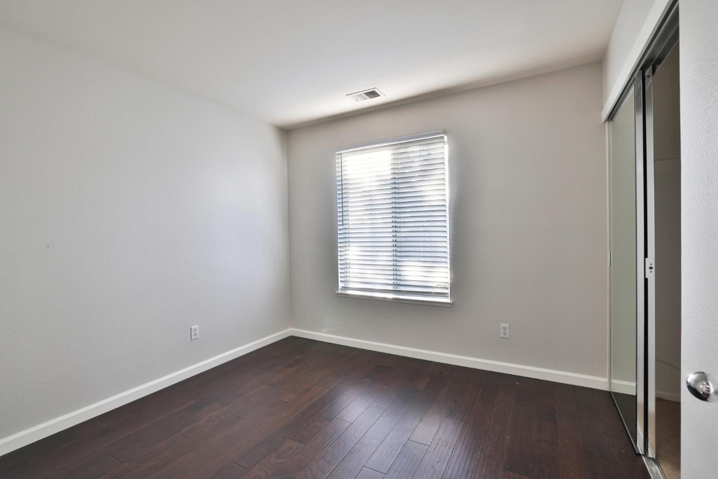 Detail Gallery Image 14 of 21 For 5658 Statice Cmn, Fremont,  CA 94538 - 2 Beds | 2 Baths