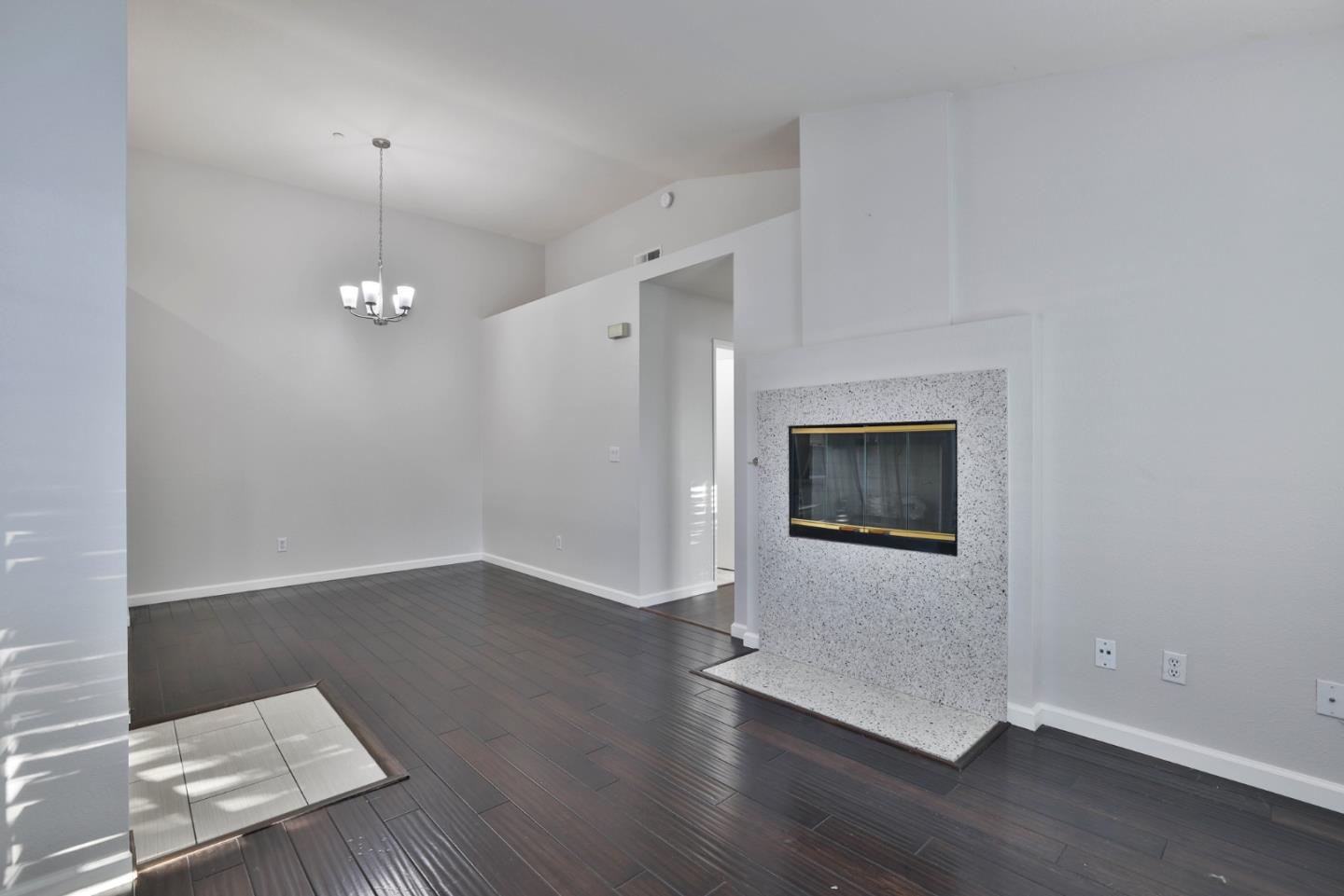 Detail Gallery Image 7 of 21 For 5658 Statice Cmn, Fremont,  CA 94538 - 2 Beds | 2 Baths