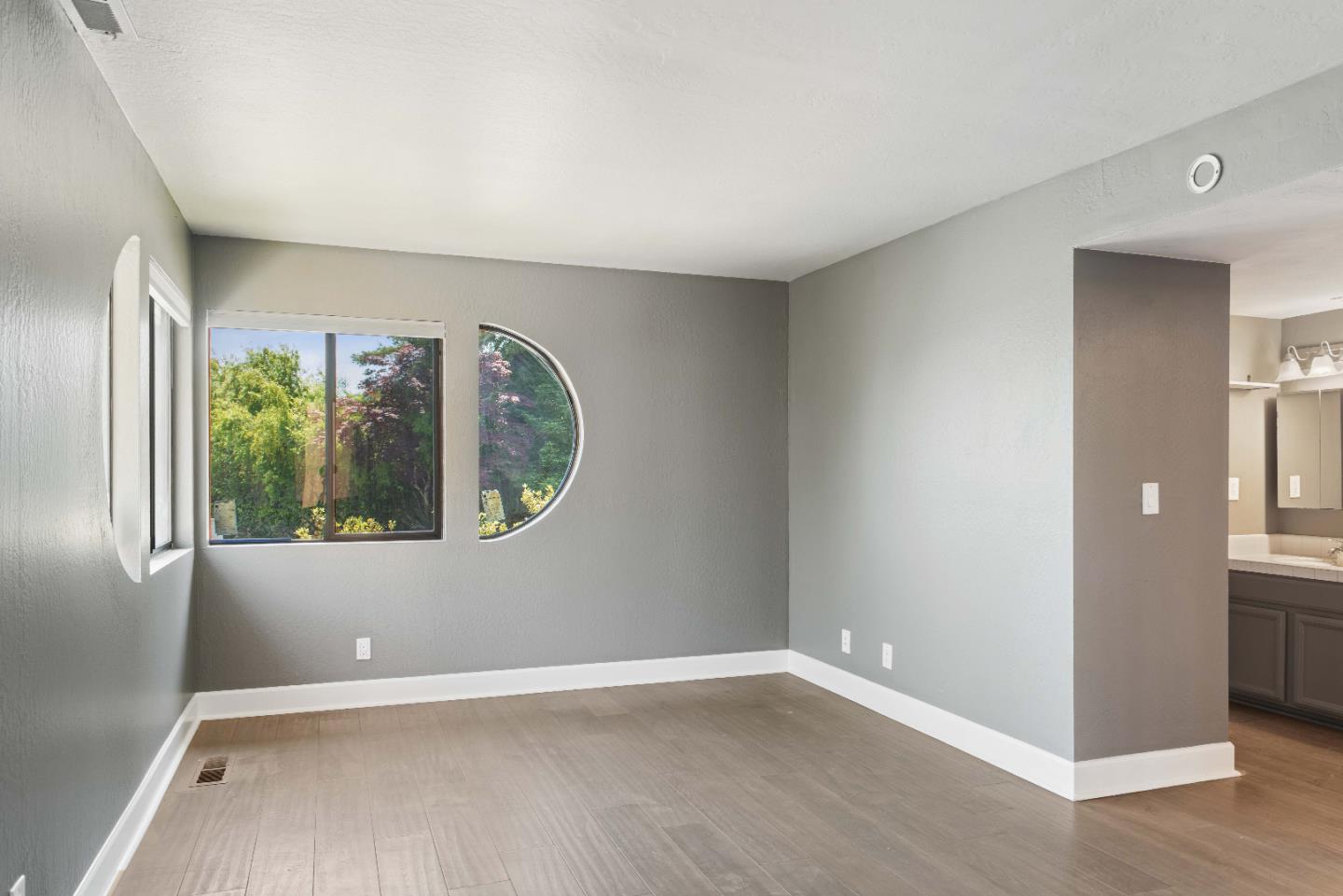 Detail Gallery Image 12 of 21 For 26 Seacliff Dr, Aptos,  CA 95003 - 2 Beds | 2/1 Baths