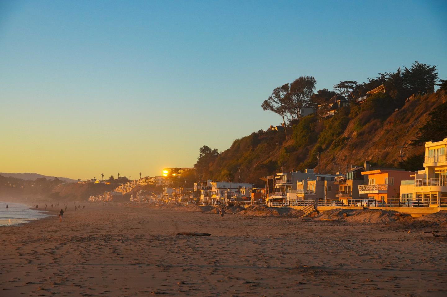 Detail Gallery Image 3 of 21 For 26 Seacliff Dr, Aptos,  CA 95003 - 2 Beds | 2/1 Baths
