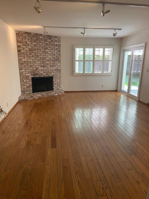 Detail Gallery Image 2 of 15 For 98 Eleanor Ave, Los Altos,  CA 94022 - 4 Beds | 2 Baths