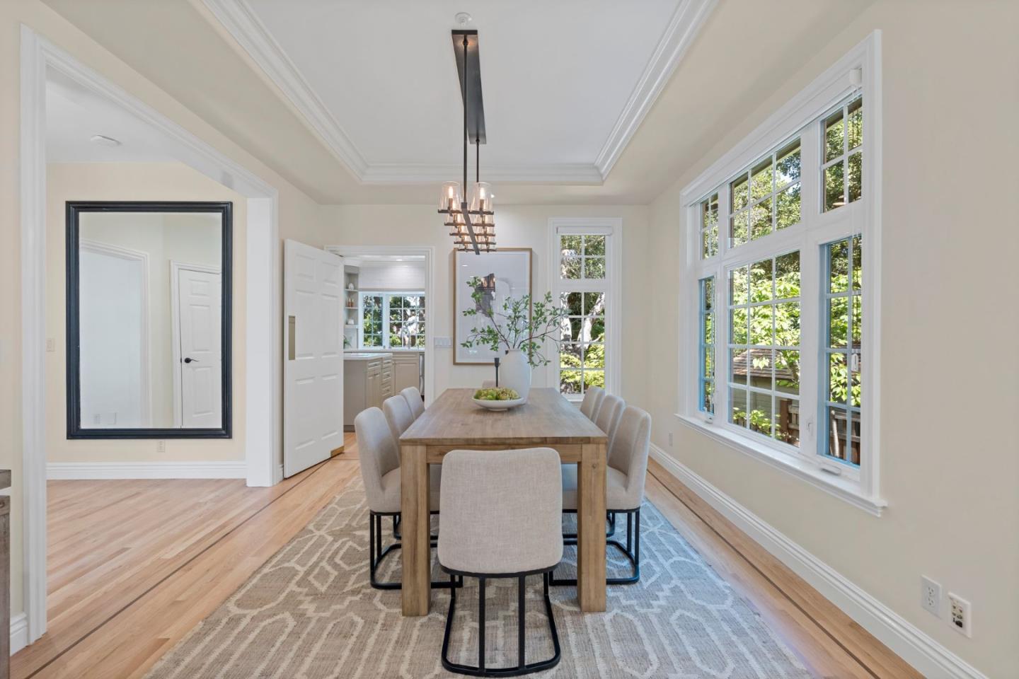 Detail Gallery Image 11 of 71 For 739 Oak View Way, Redwood City,  CA 94062 - 4 Beds | 4 Baths
