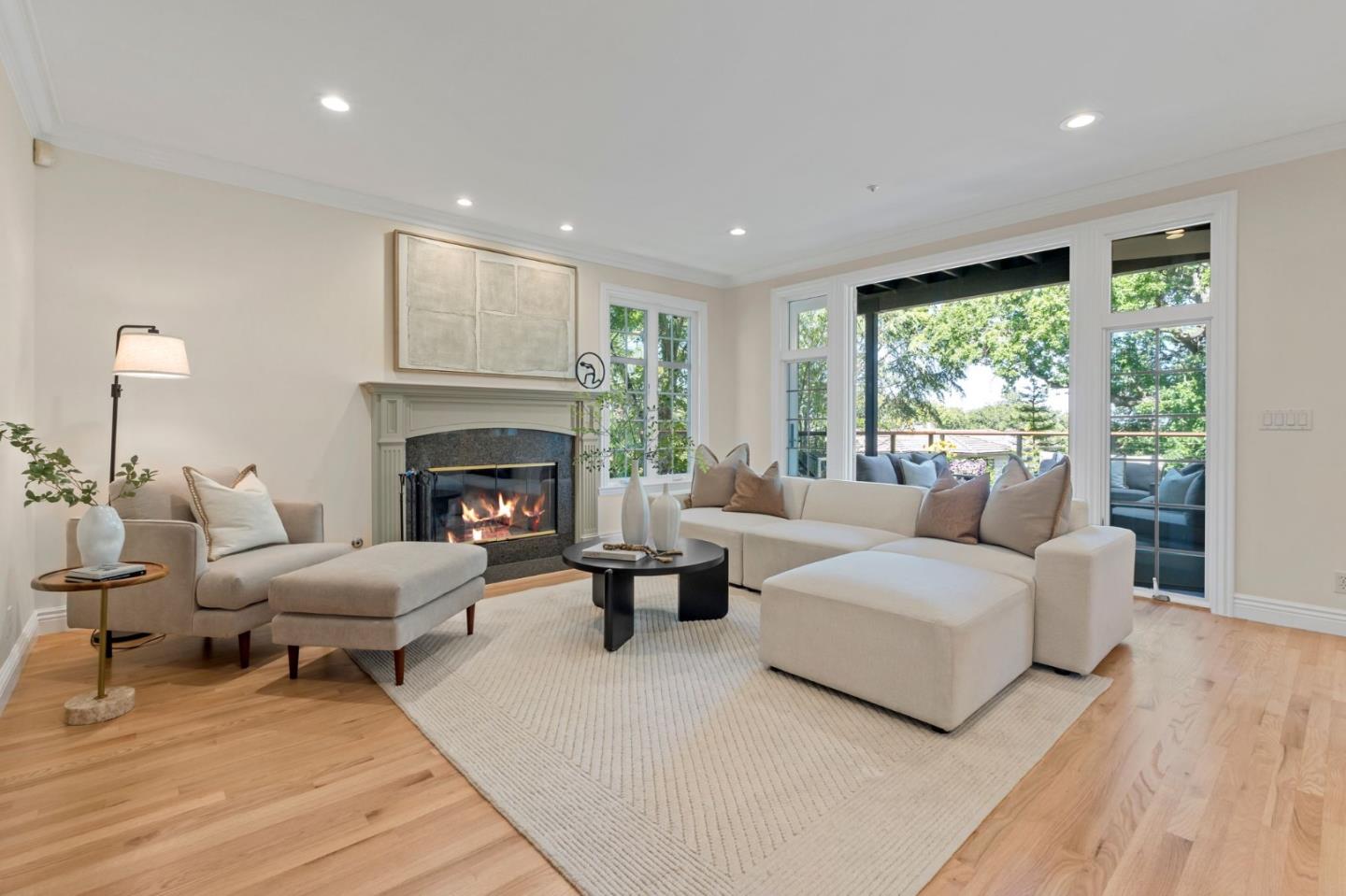 Detail Gallery Image 17 of 71 For 739 Oak View Way, Redwood City,  CA 94062 - 4 Beds | 4 Baths