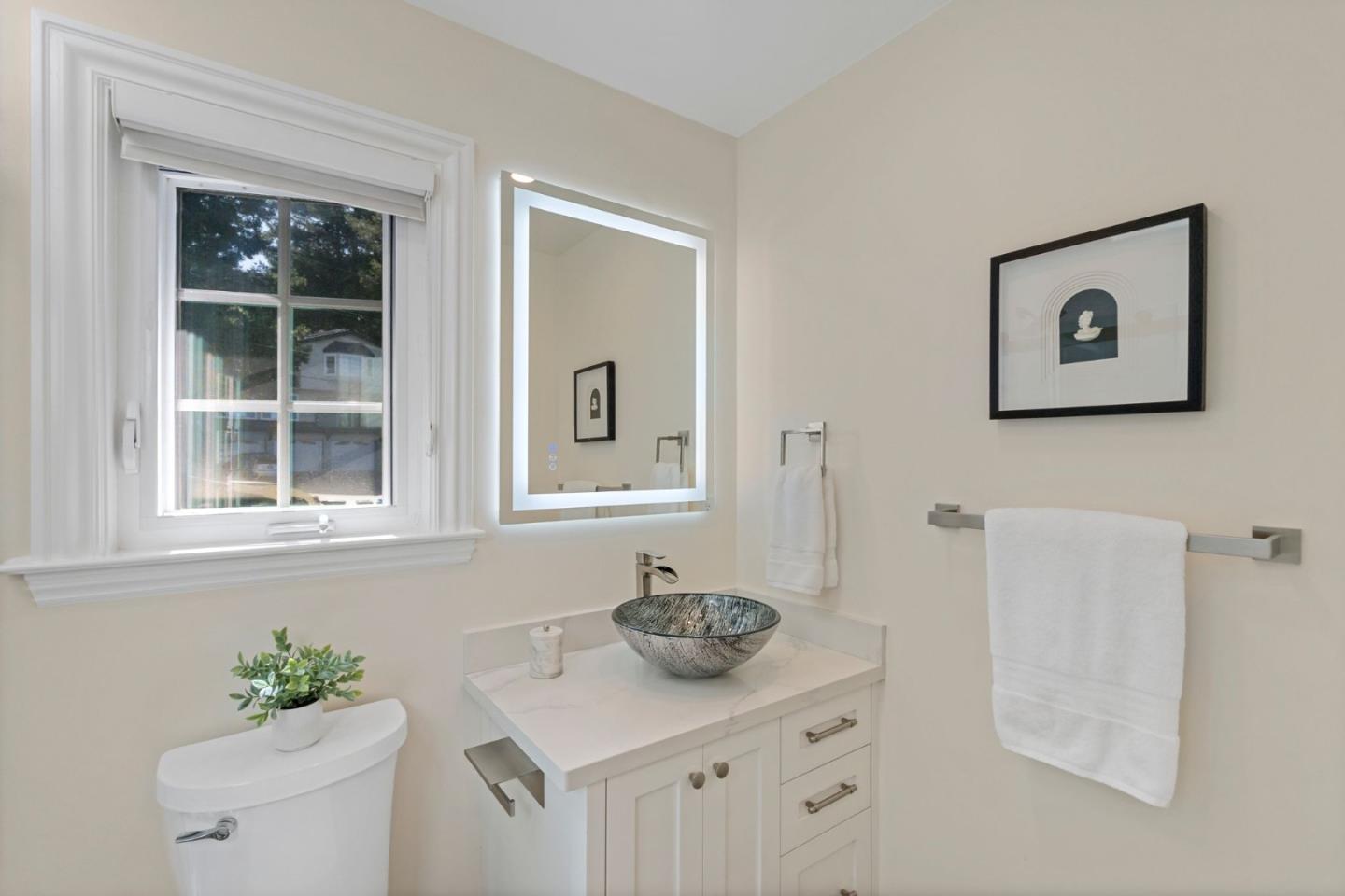 Detail Gallery Image 27 of 71 For 739 Oak View Way, Redwood City,  CA 94062 - 4 Beds | 4 Baths