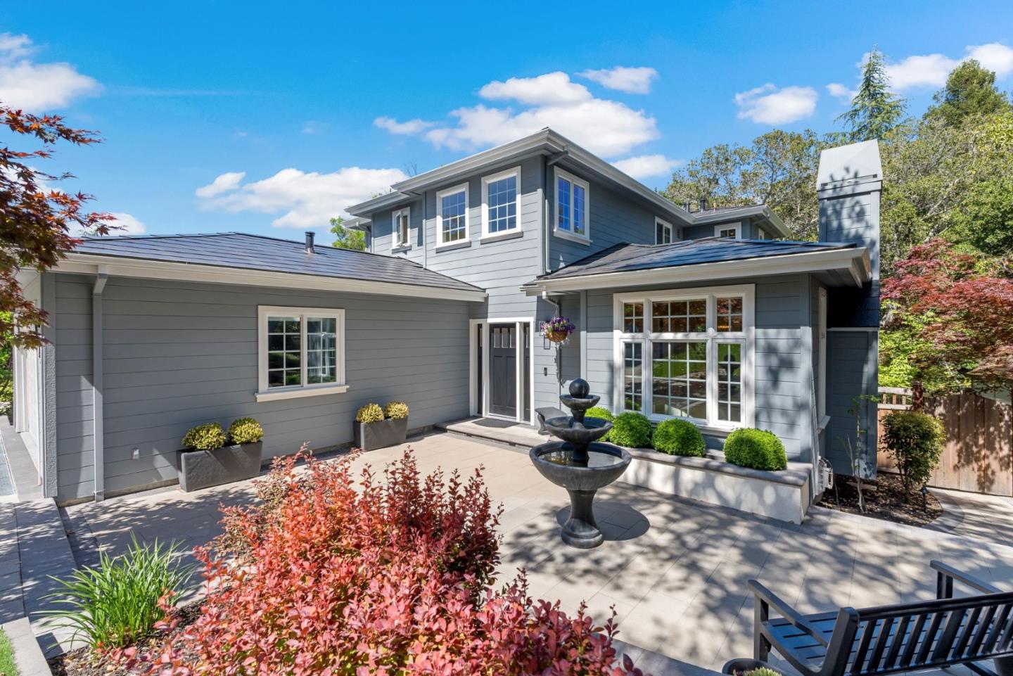 Detail Gallery Image 4 of 71 For 739 Oak View Way, Redwood City,  CA 94062 - 4 Beds | 4 Baths