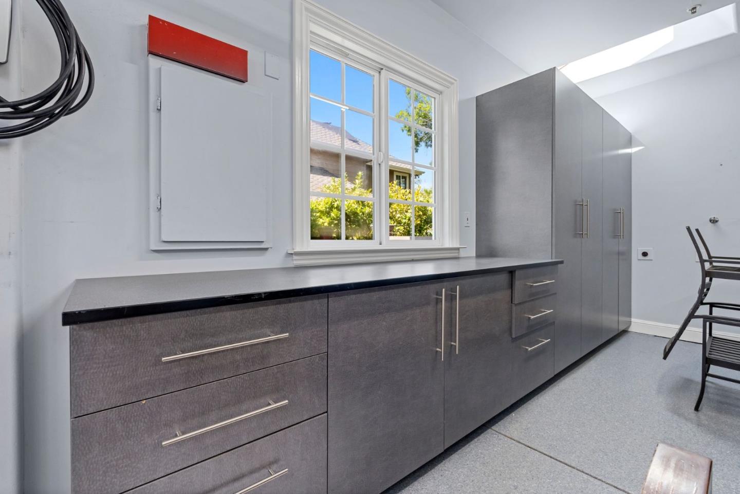 Detail Gallery Image 51 of 71 For 739 Oak View Way, Redwood City,  CA 94062 - 4 Beds | 4 Baths