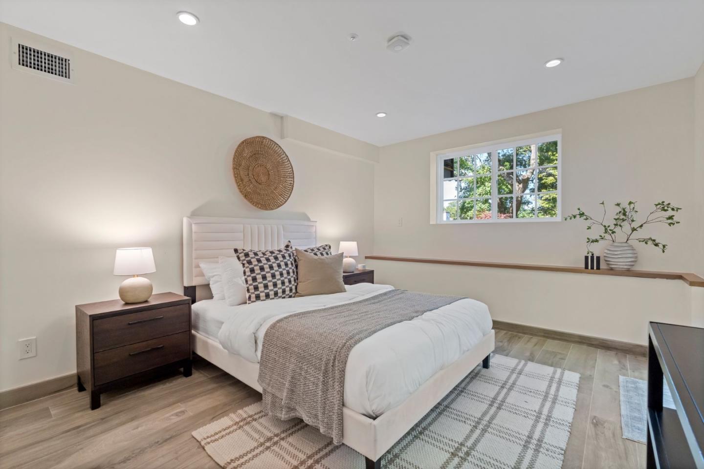 Detail Gallery Image 59 of 71 For 739 Oak View Way, Redwood City,  CA 94062 - 4 Beds | 4 Baths