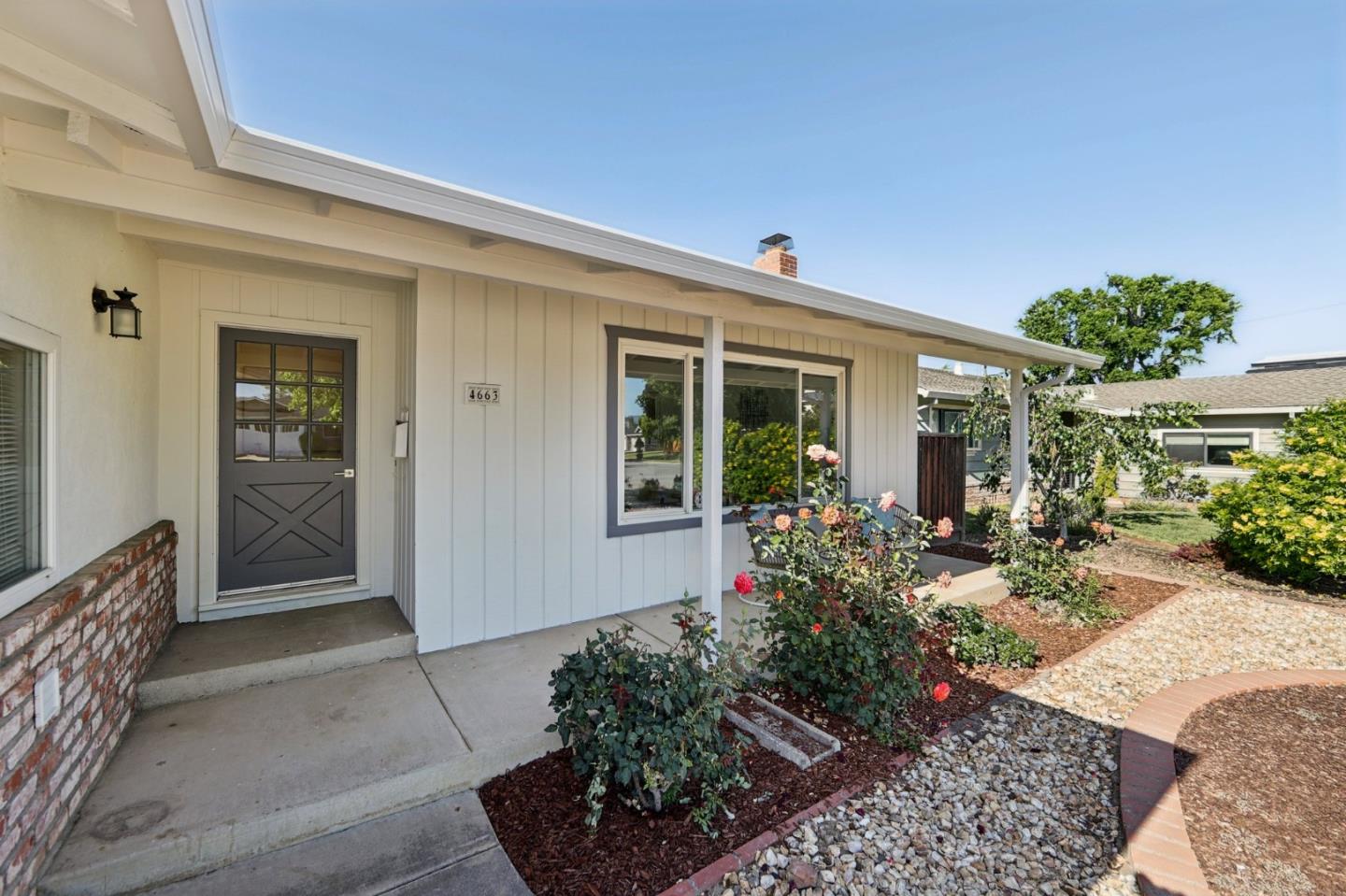 Detail Gallery Image 3 of 36 For 4663 Borina Dr, San Jose,  CA 95129 - 3 Beds | 2 Baths