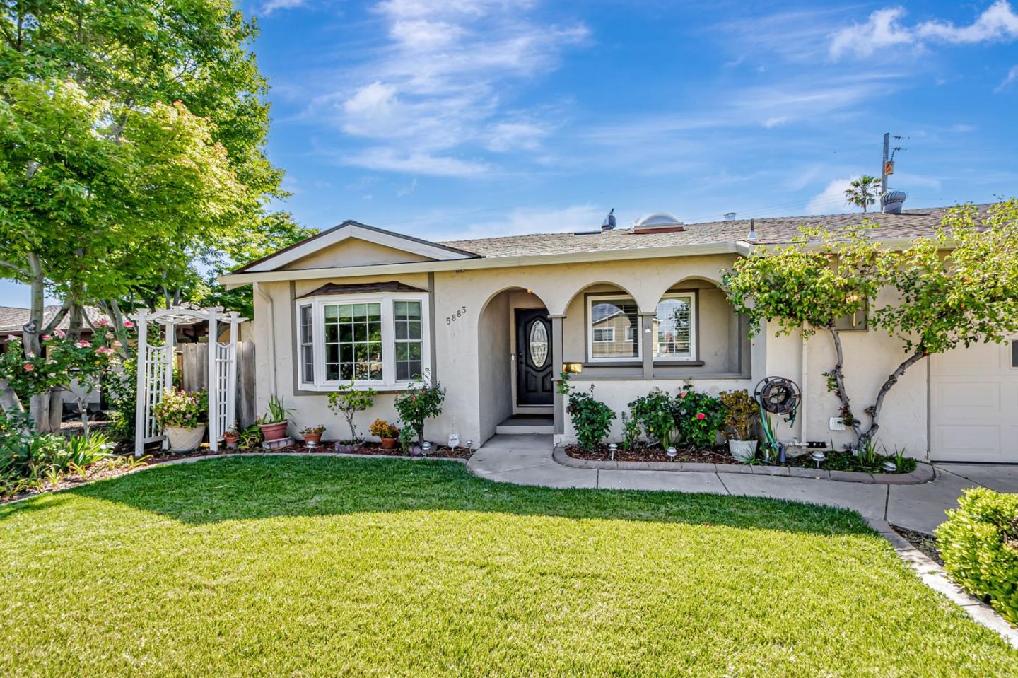 Detail Gallery Image 6 of 52 For 5883 Chris Dr, San Jose,  CA 95123 - 4 Beds | 2 Baths
