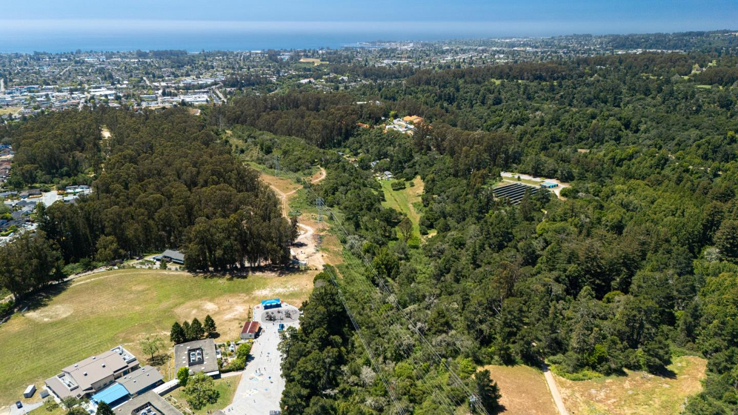 Detail Gallery Image 20 of 30 For 3554 Paul Sweet Rd, Santa Cruz,  CA 95065 - 2 Beds | 1 Baths