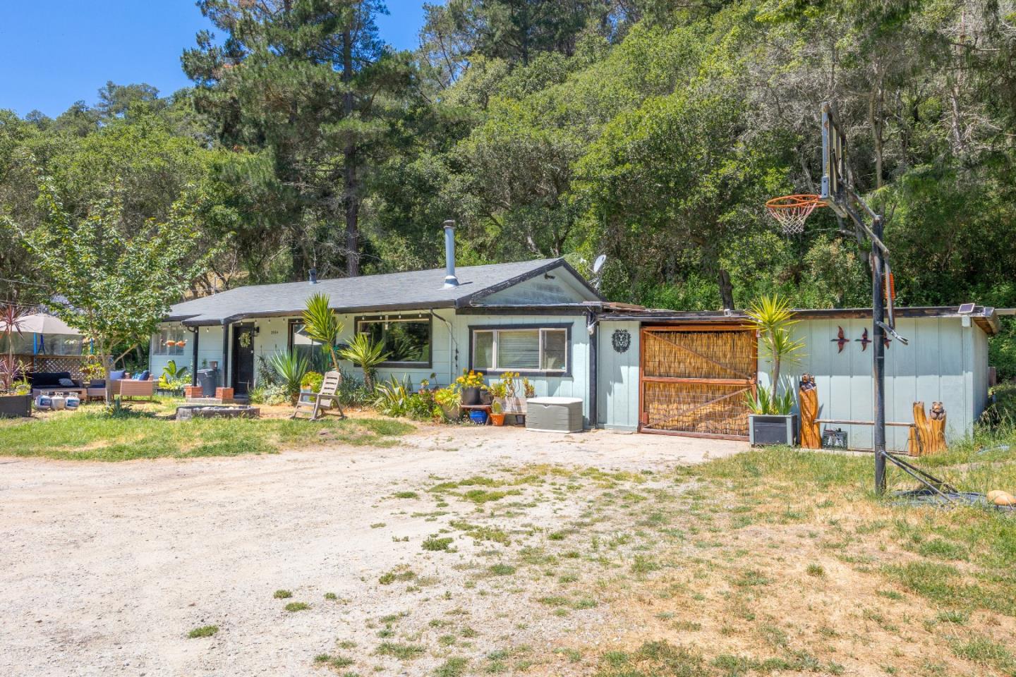 Detail Gallery Image 23 of 30 For 3554 Paul Sweet Rd, Santa Cruz,  CA 95065 - 2 Beds | 1 Baths