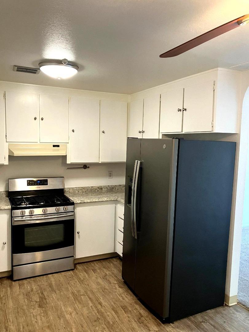 Detail Gallery Image 9 of 16 For 443 Lincoln Ave, Cotati,  CA 94931 - 2 Beds | 1 Baths