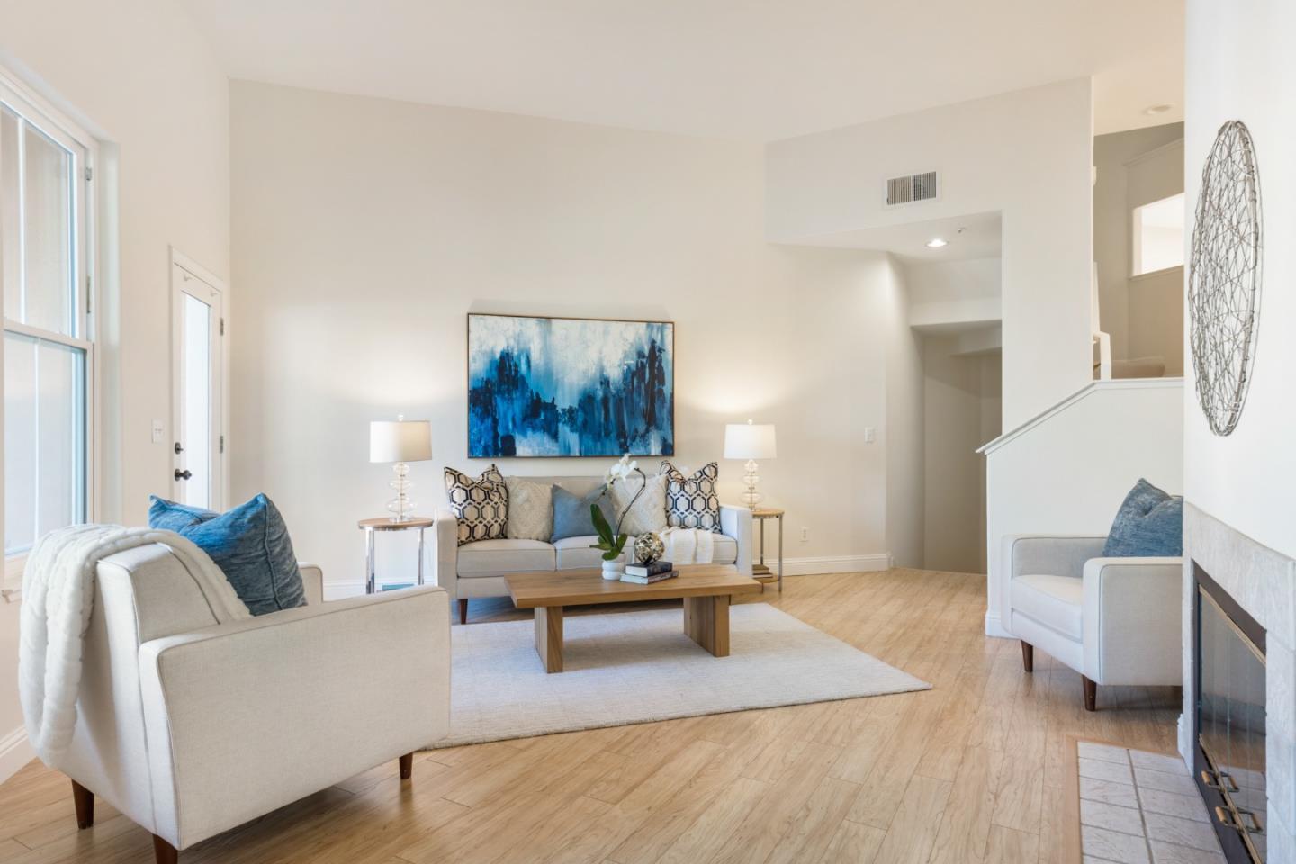 Detail Gallery Image 6 of 37 For 121 Pacchetti Way, Mountain View,  CA 94040 - 4 Beds | 3 Baths
