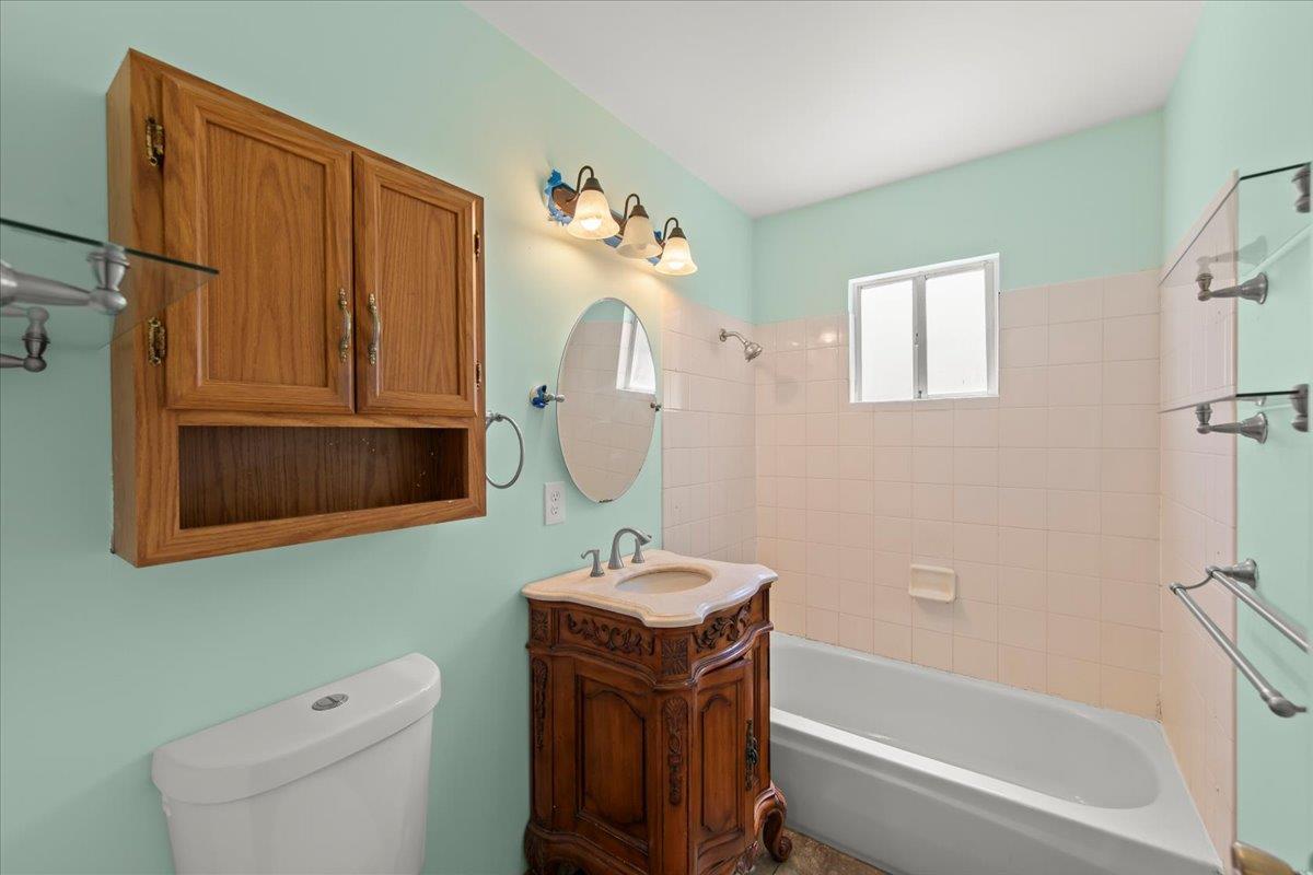 Detail Gallery Image 14 of 20 For 3552 E Hills Dr, San Jose,  CA 95127 - 2 Beds | 1 Baths