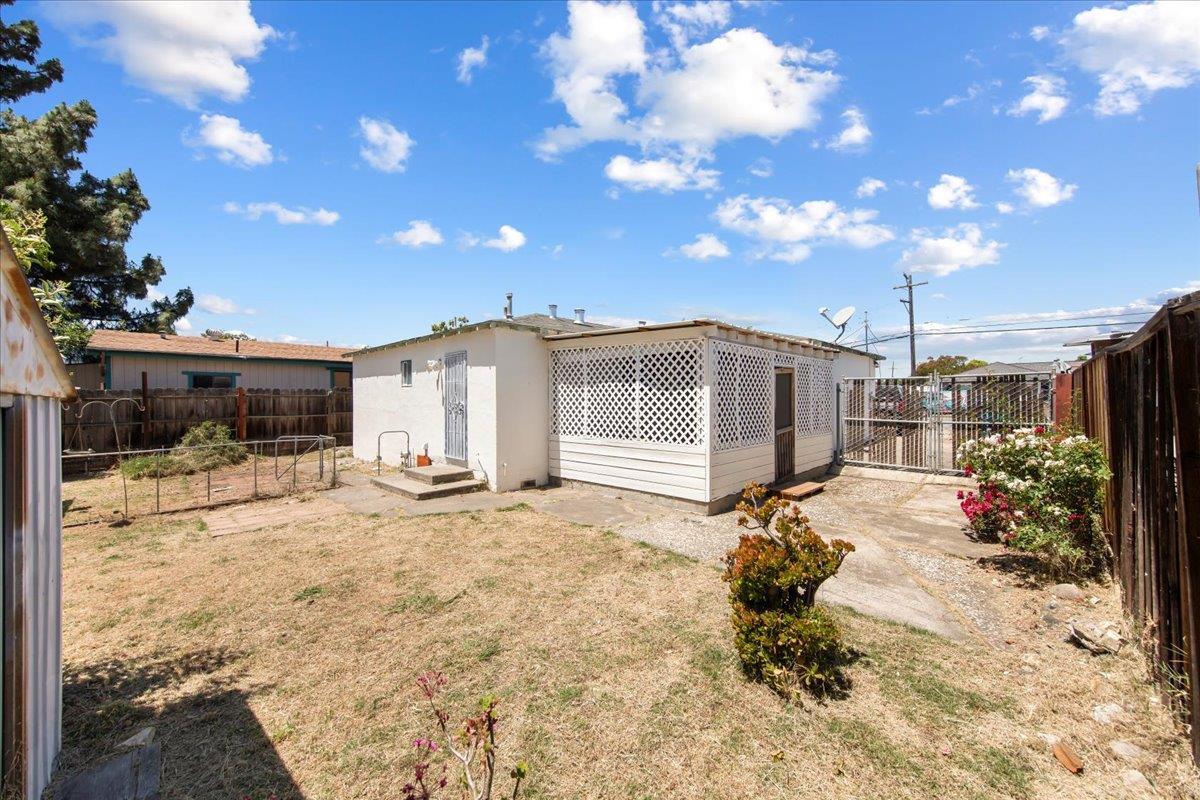 Detail Gallery Image 17 of 20 For 3552 E Hills Dr, San Jose,  CA 95127 - 2 Beds | 1 Baths