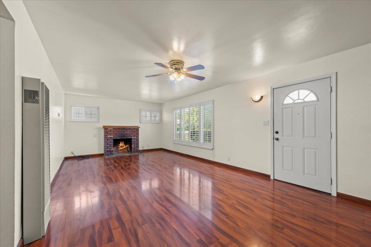 Detail Gallery Image 4 of 20 For 3552 E Hills Dr, San Jose,  CA 95127 - 2 Beds | 1 Baths