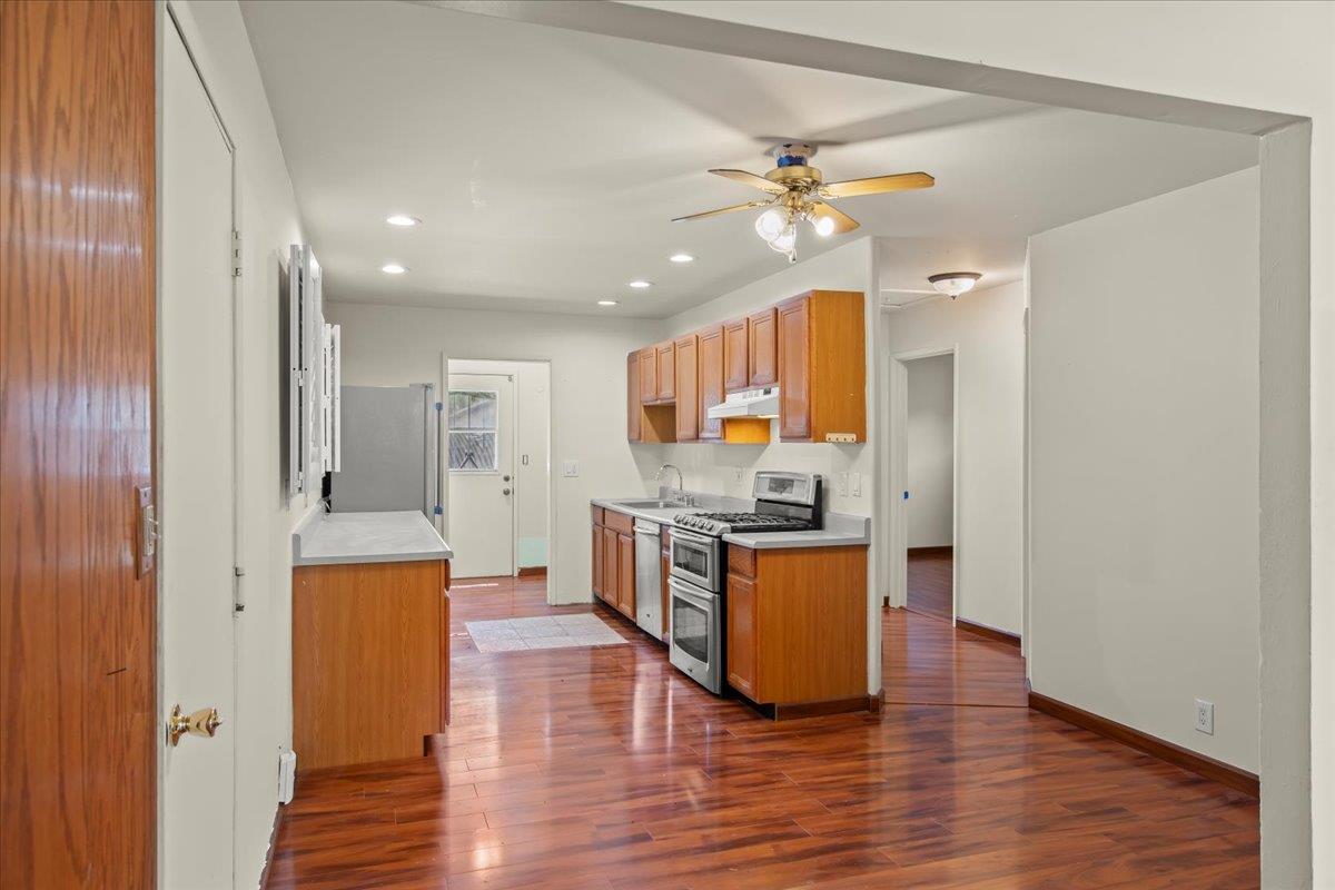 Detail Gallery Image 6 of 20 For 3552 E Hills Dr, San Jose,  CA 95127 - 2 Beds | 1 Baths