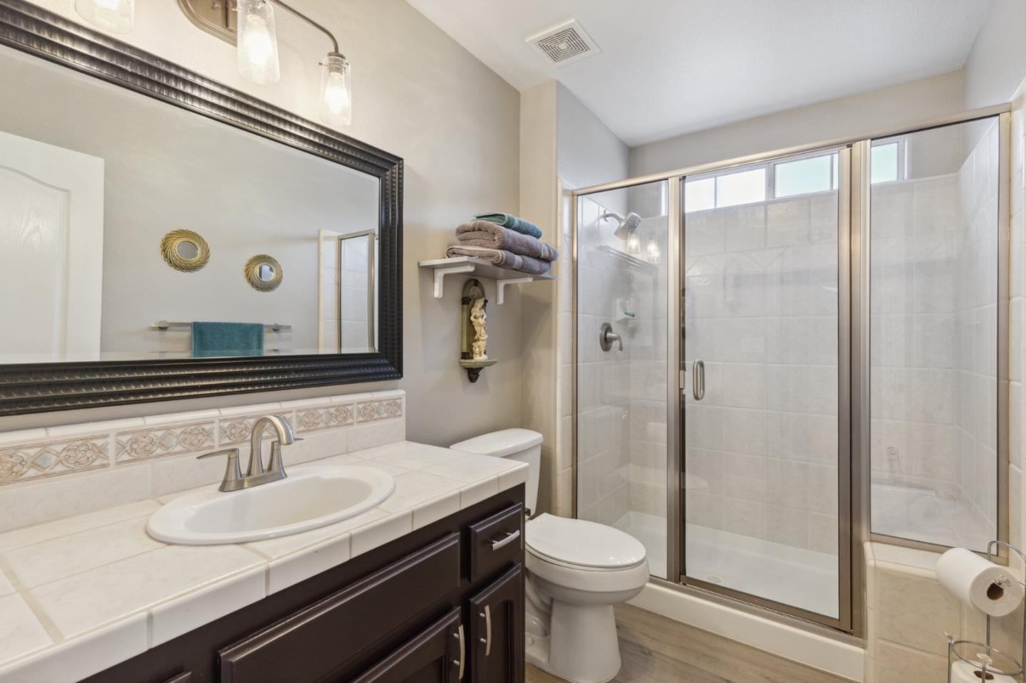 Detail Gallery Image 10 of 33 For 7355 Edgewater St, Chowchilla,  CA 93610 - 4 Beds | 3 Baths